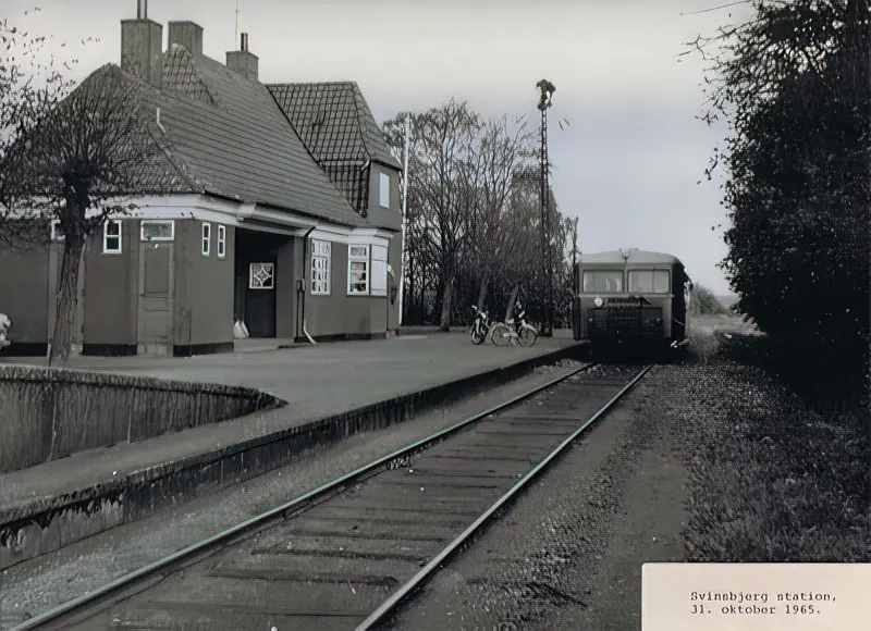 Billede af Svinsbjerg Station dagen før NKJ banens lukning.