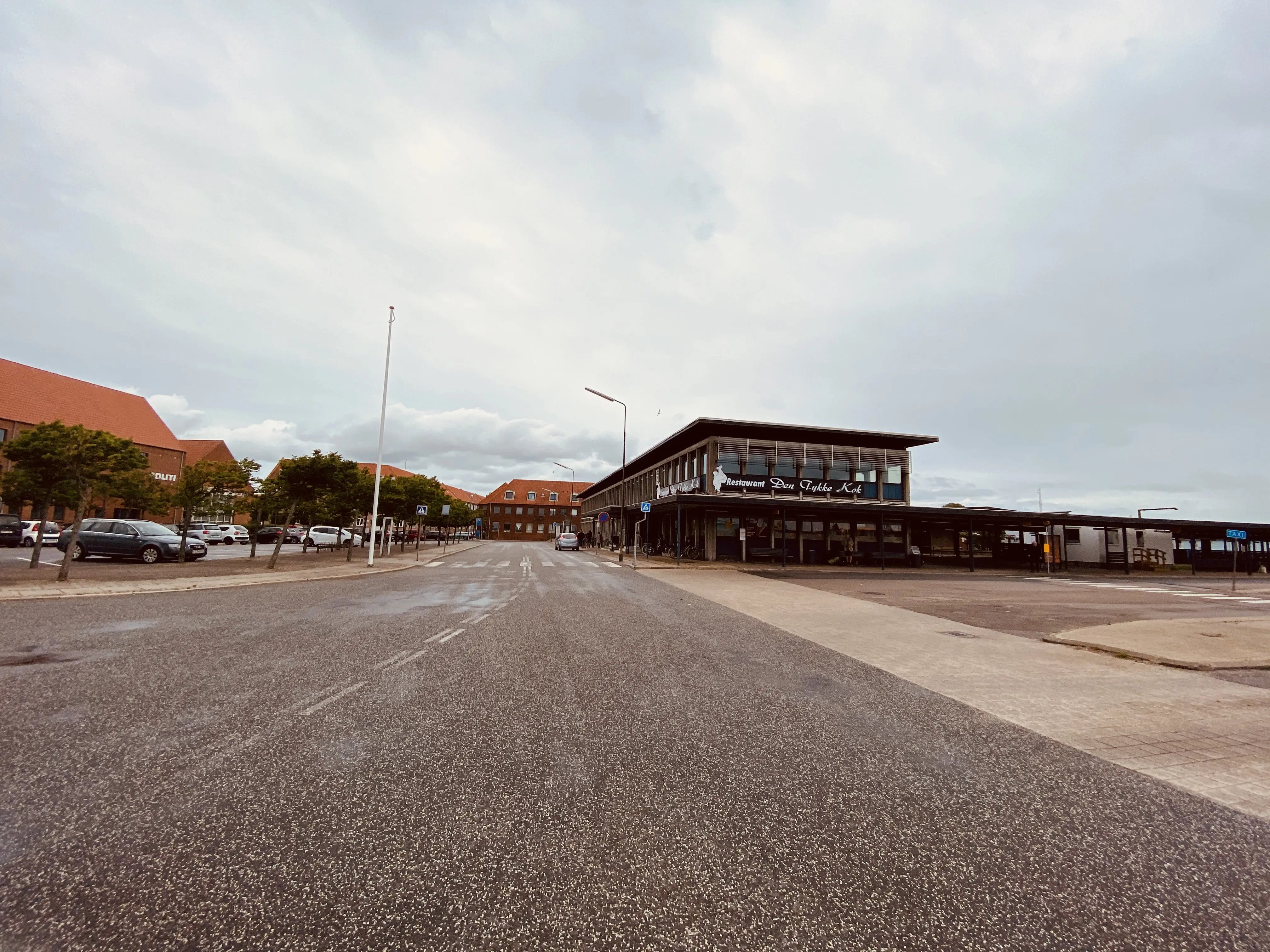 Kalundborg Station (1874-1960) er nedrevet, men den har ligget her i front og til venstre for den nuværende station.