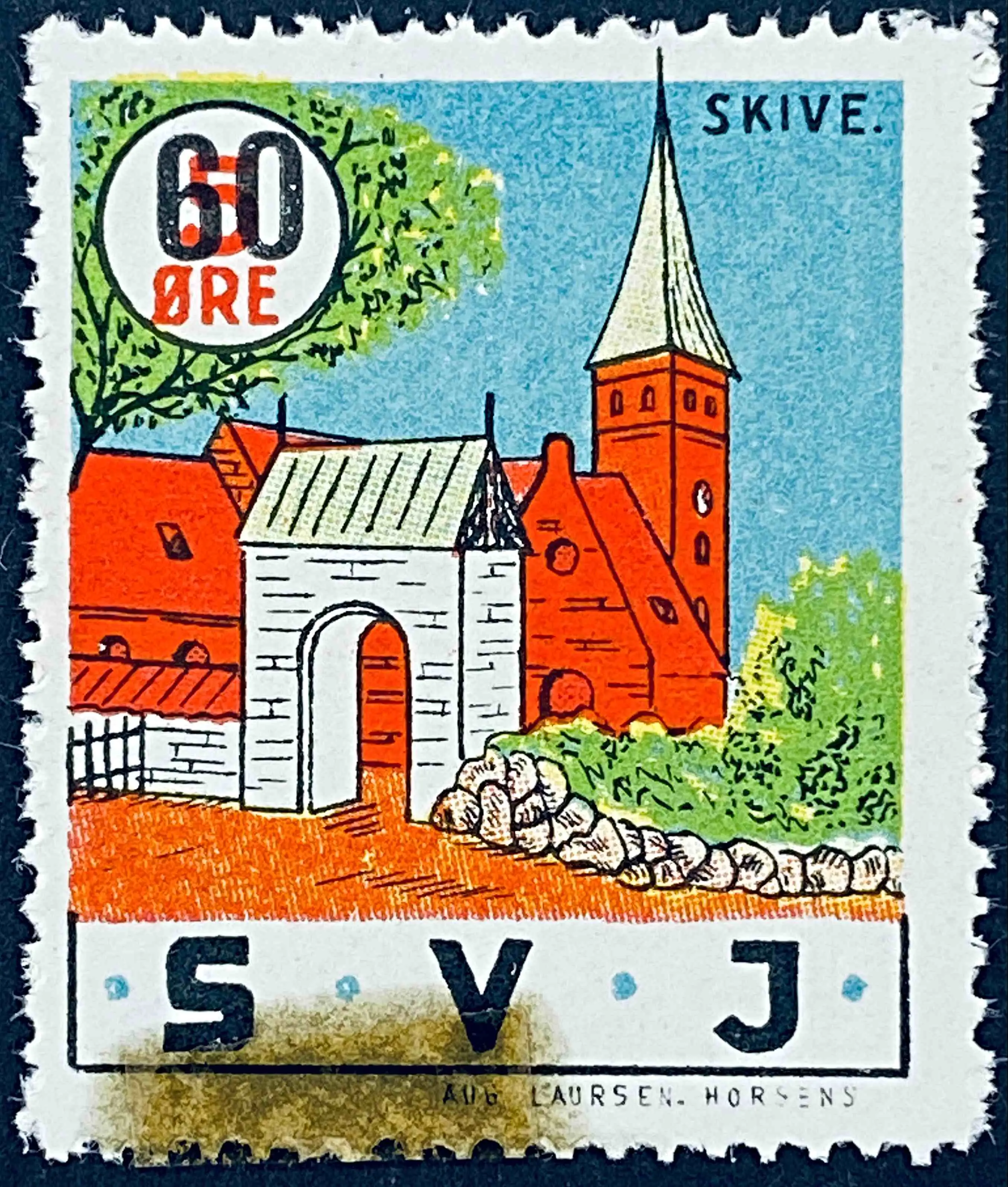 SVJ 15A - Provisorium (overtryk) 60 Øre sort bogtryk på 5 Øre Motiv: Skive kirke bygget 1896-1898 - Flerfarvet - trykkeri: Aug. Laursen: Horsens. SVJ 15A - Provisorium (overtryk) 60 Øre sort bogtryk på 5 Øre Motiv: Skive kirke bygget 1896-1898 - Flerfarvet - trykkeri: Aug. Laursen: Horsens.