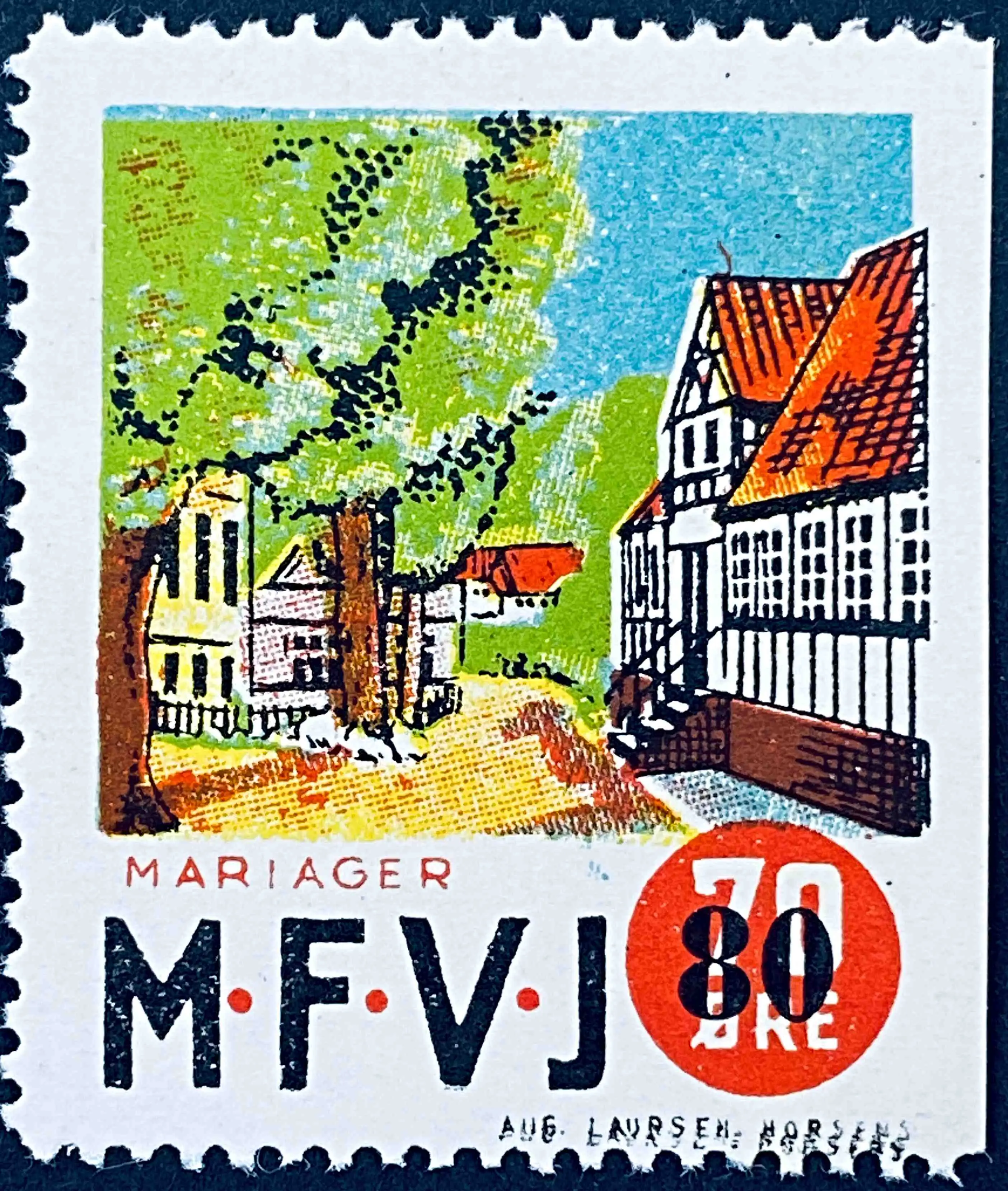 MFVJ 26 - Provisorium (overtryk) 80 Øre sort bogtryk på 70 Øre Motiv: Mariager Torv - Flerfarvet - trykkeri: Aug. Laursen: Horsens. MFVJ 26 - Provisorium (overtryk) 80 Øre sort bogtryk på 70 Øre Motiv: Mariager Torv - Flerfarvet - trykkeri: Aug. Laursen: Horsens.