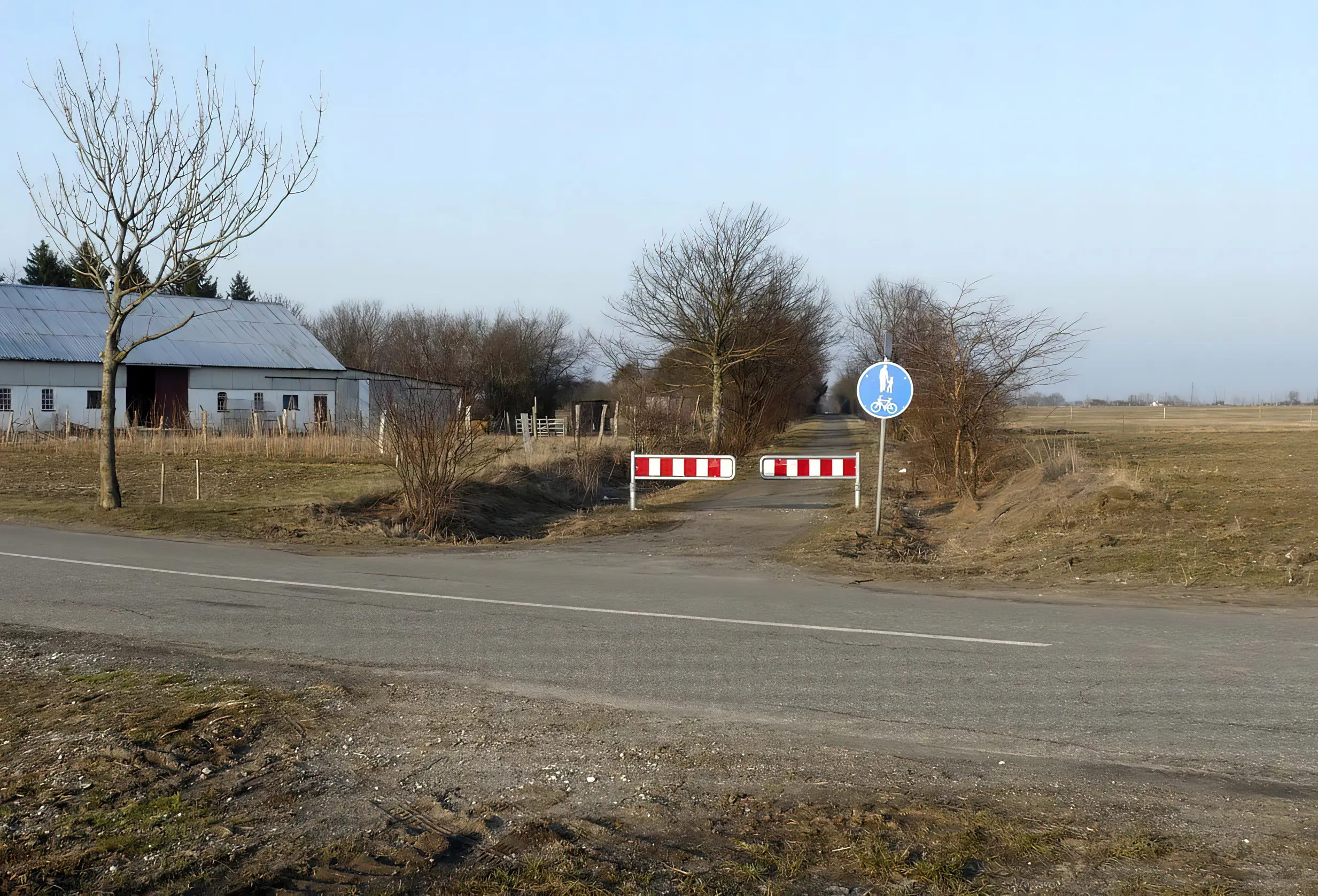 Billede af Bjæverskov Mølle Trinbræt. Billede af Bjæverskov Mølle Trinbræt.