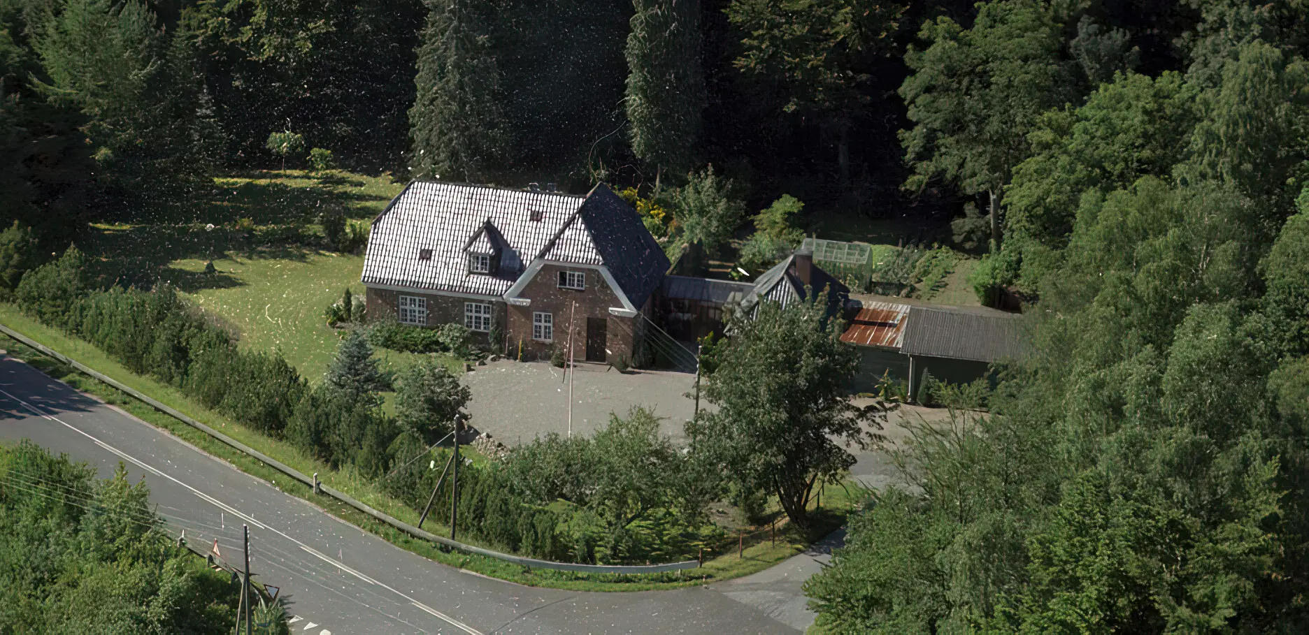 Billede af Holse Station. Billede af Holse Station.