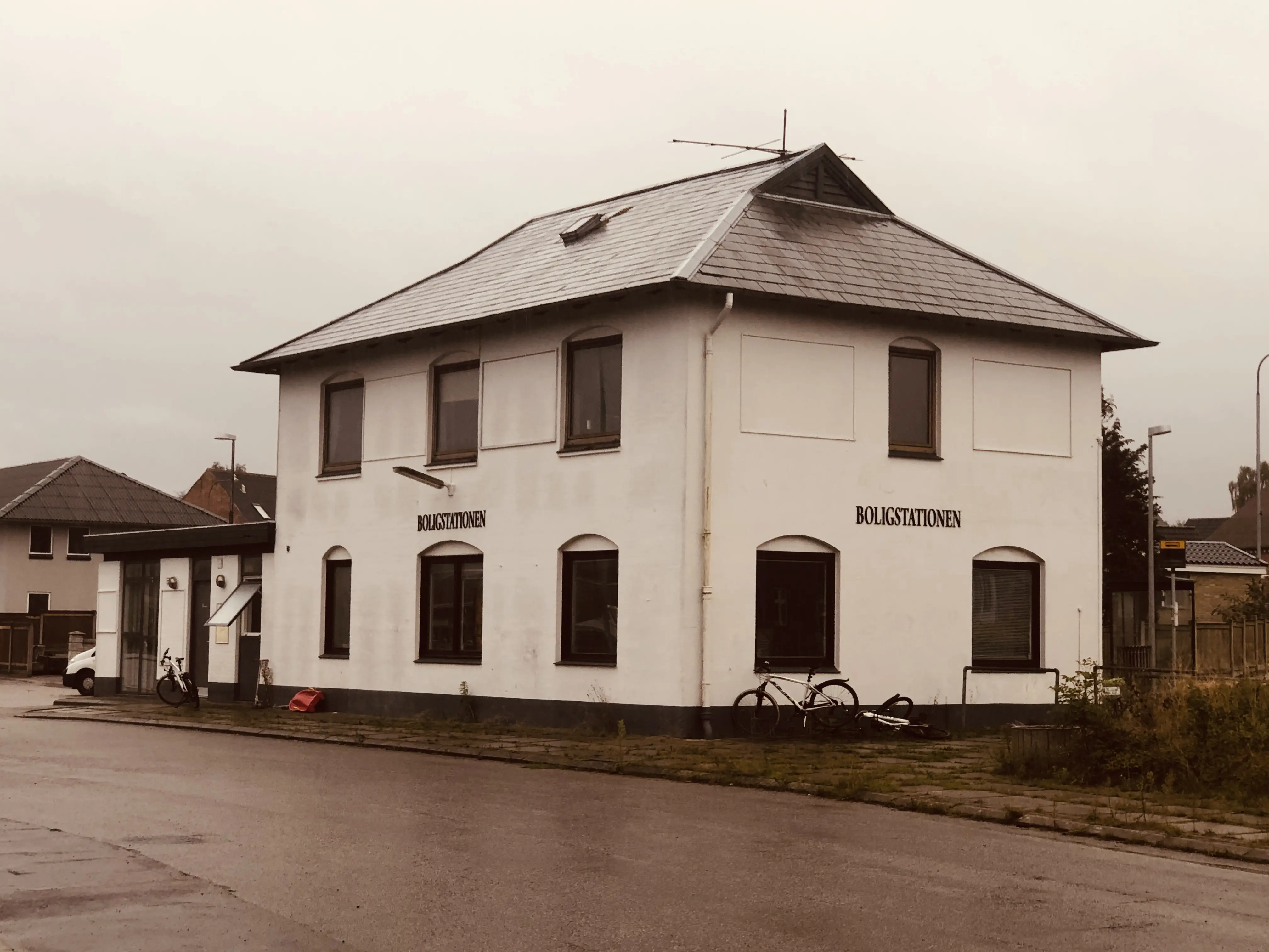 Billede af Østbirk Station. Billede af Østbirk Station.