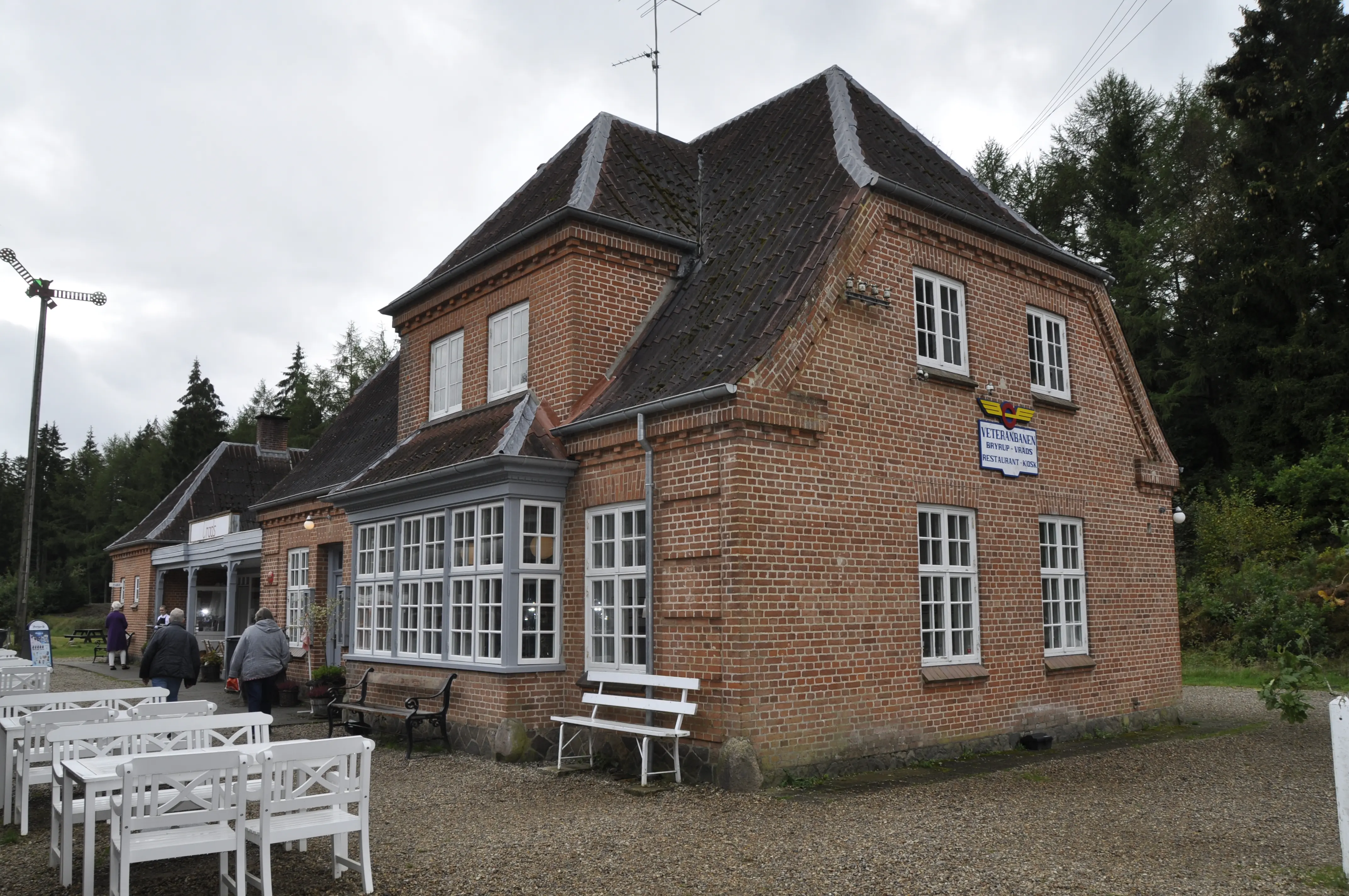 Billede af Vrads Station. Billede af Vrads Station.