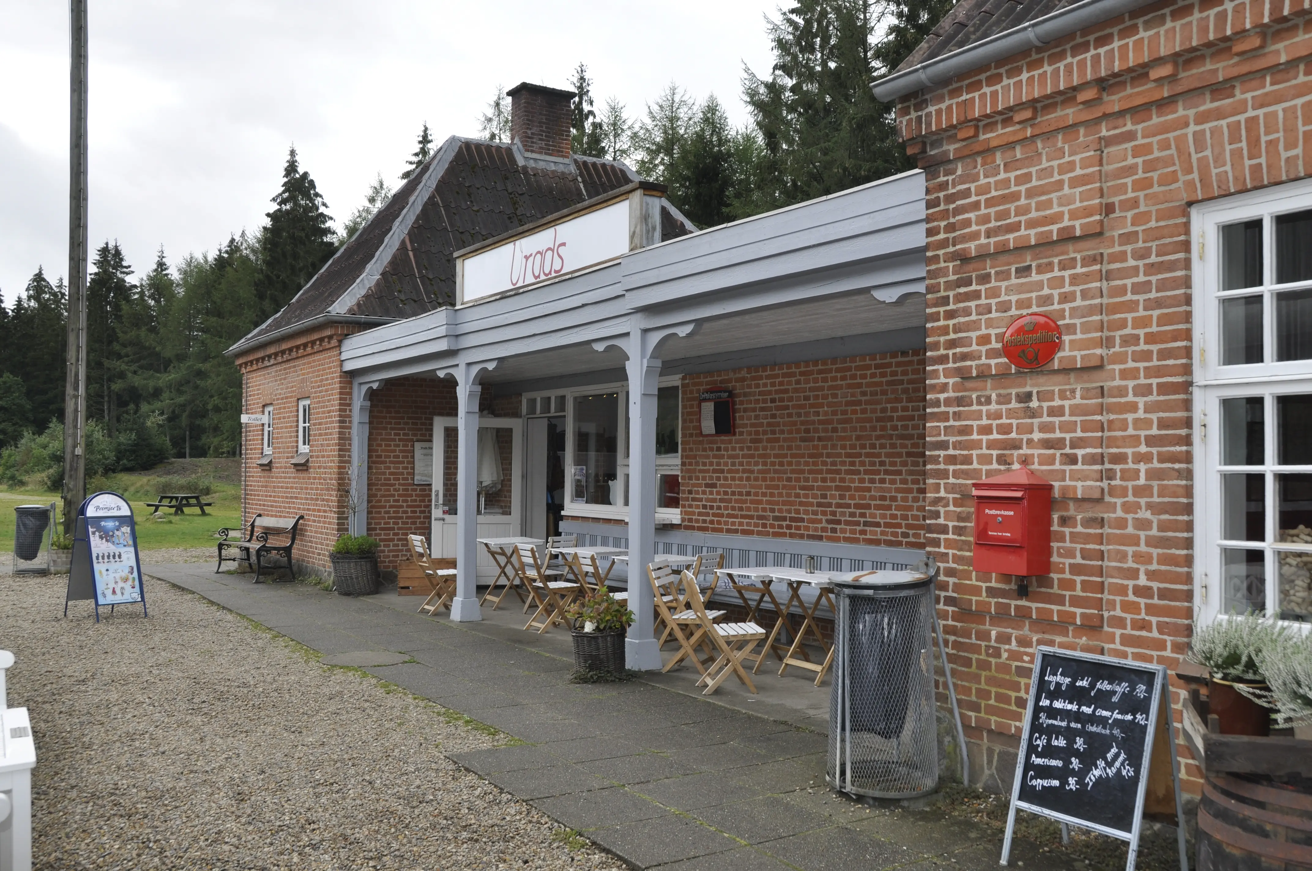 Billede af Vrads Station. Billede af Vrads Station.