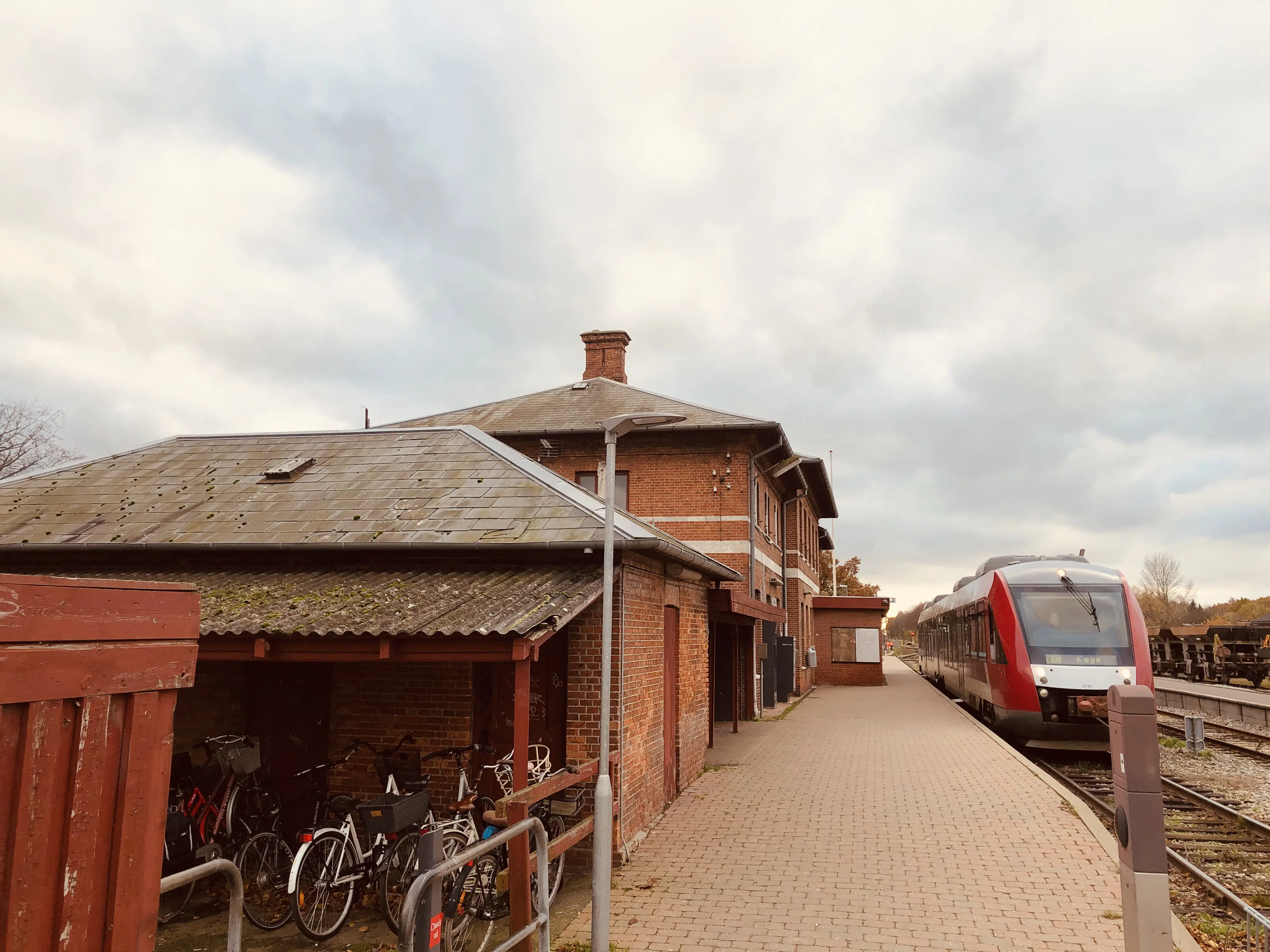 Billede af Hårlev Station. Billede af Hårlev Station.