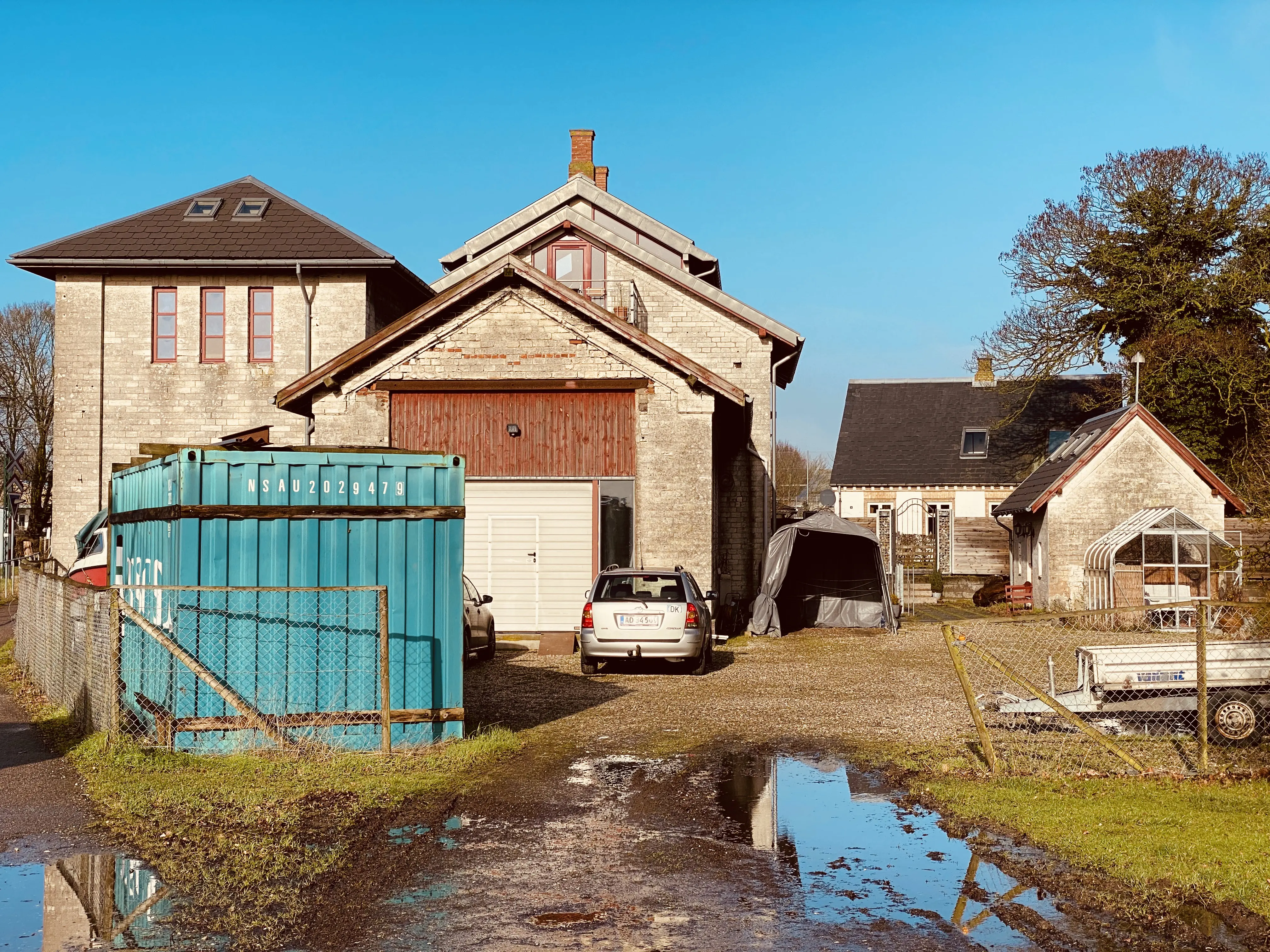 Billede af remisen ved Rødvig Station. Billede af remisen ved Rødvig Station.