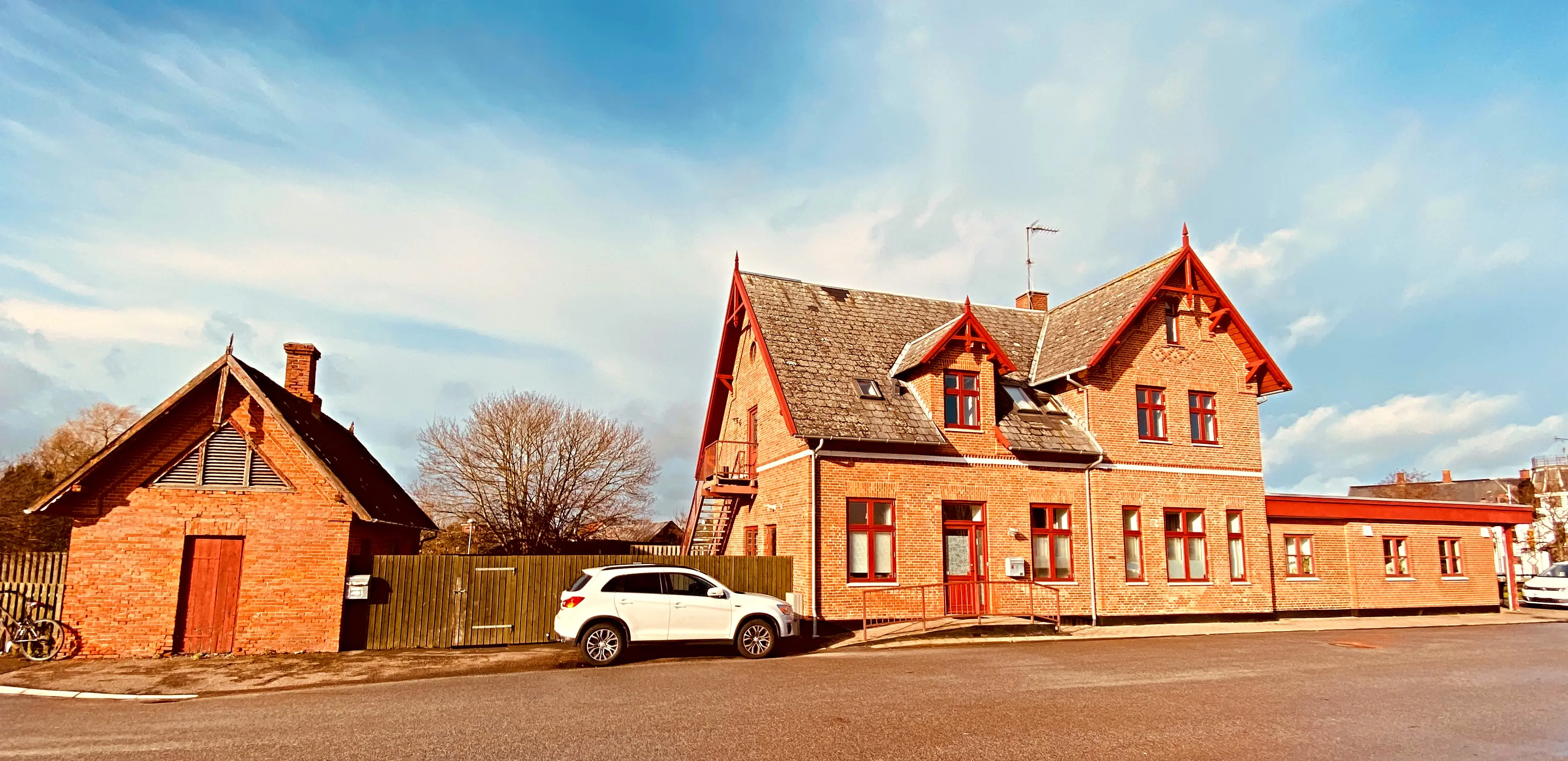 Billede af Karise Station. Billede af Karise Station.
