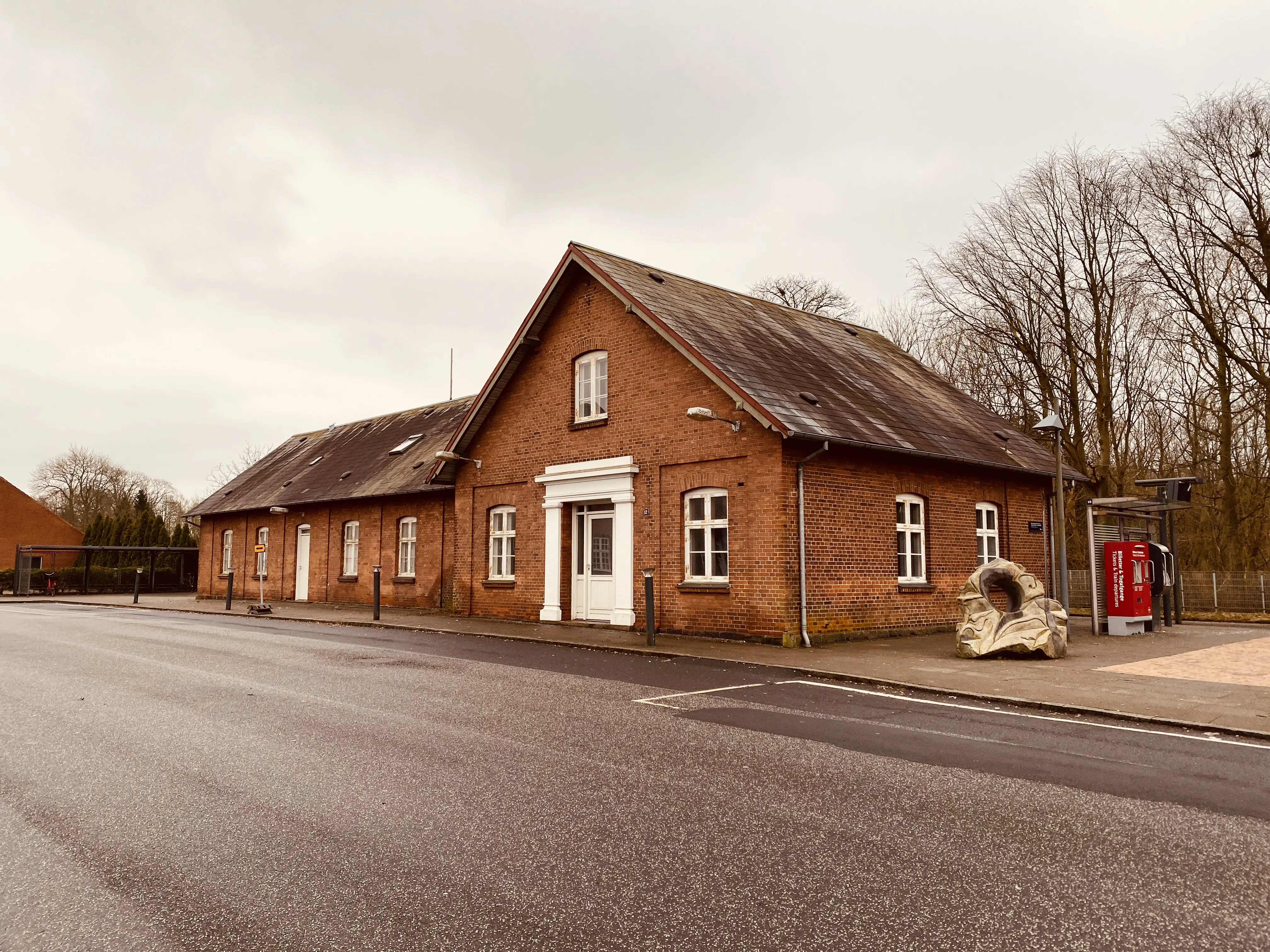 Billede af Give Station. Billede af Give Station.