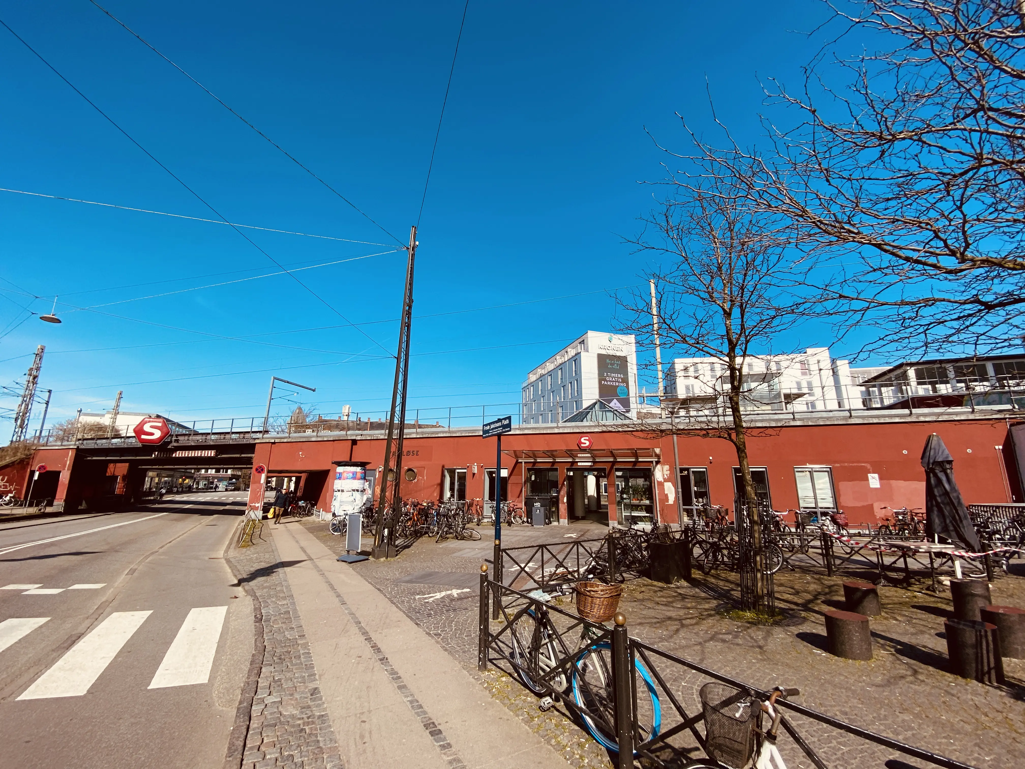 Billede af Vanløse S-togsstation. Billede af Vanløse S-togsstation.