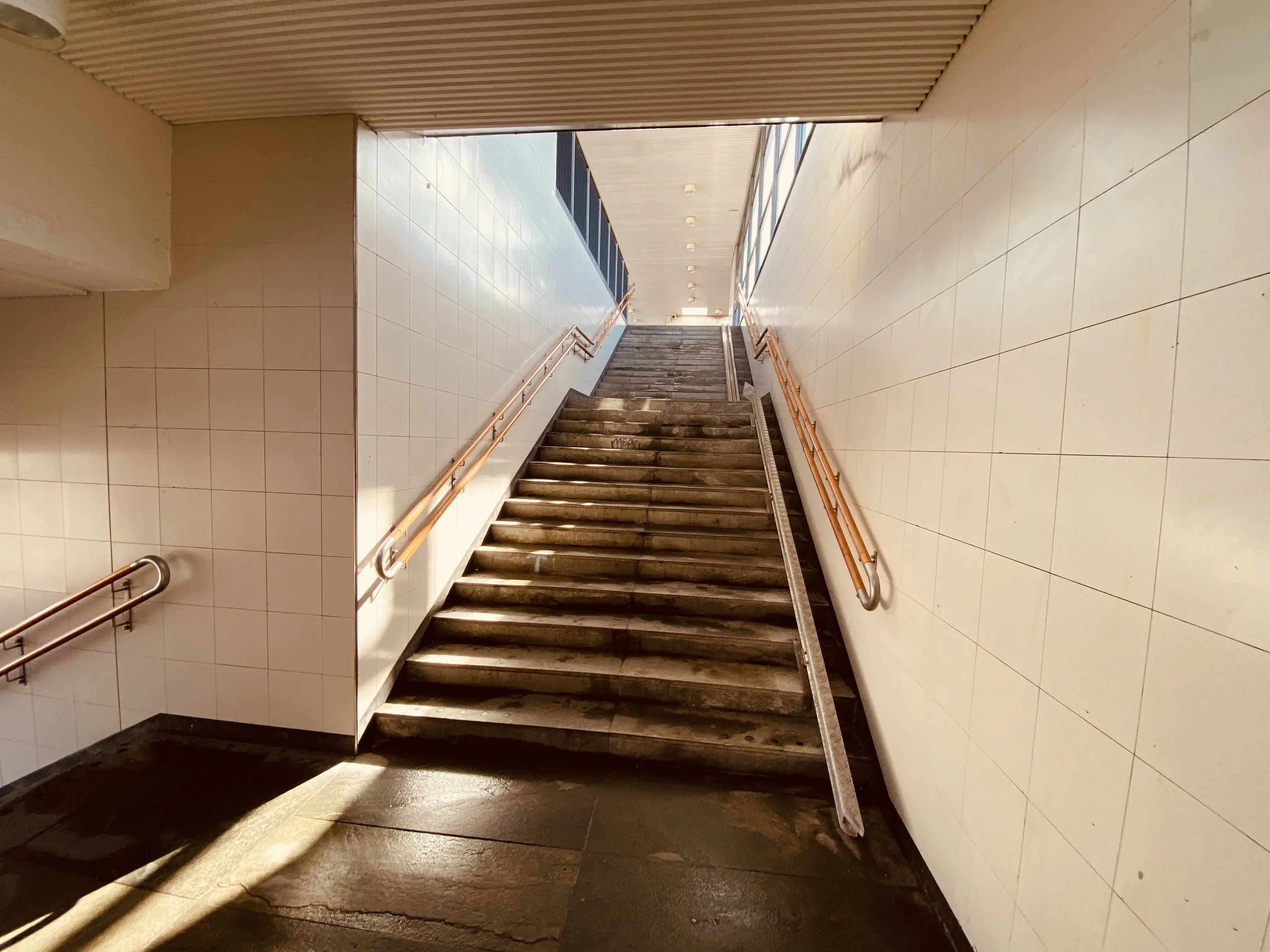 Billede af Islev S-togstrinbræt. Billede af Islev S-togstrinbræt.