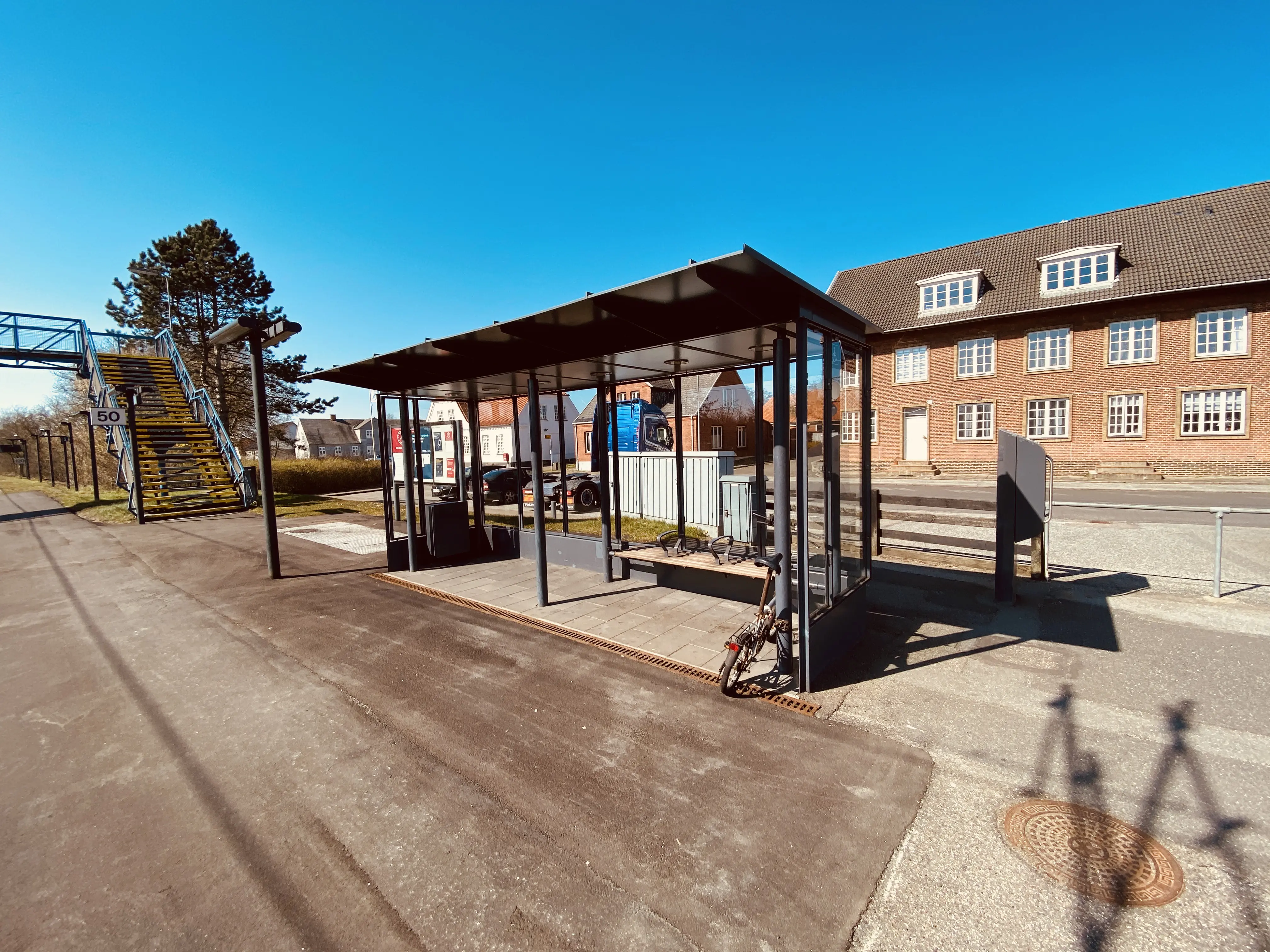 Billede af Taulov Station. Billede af Taulov Station.