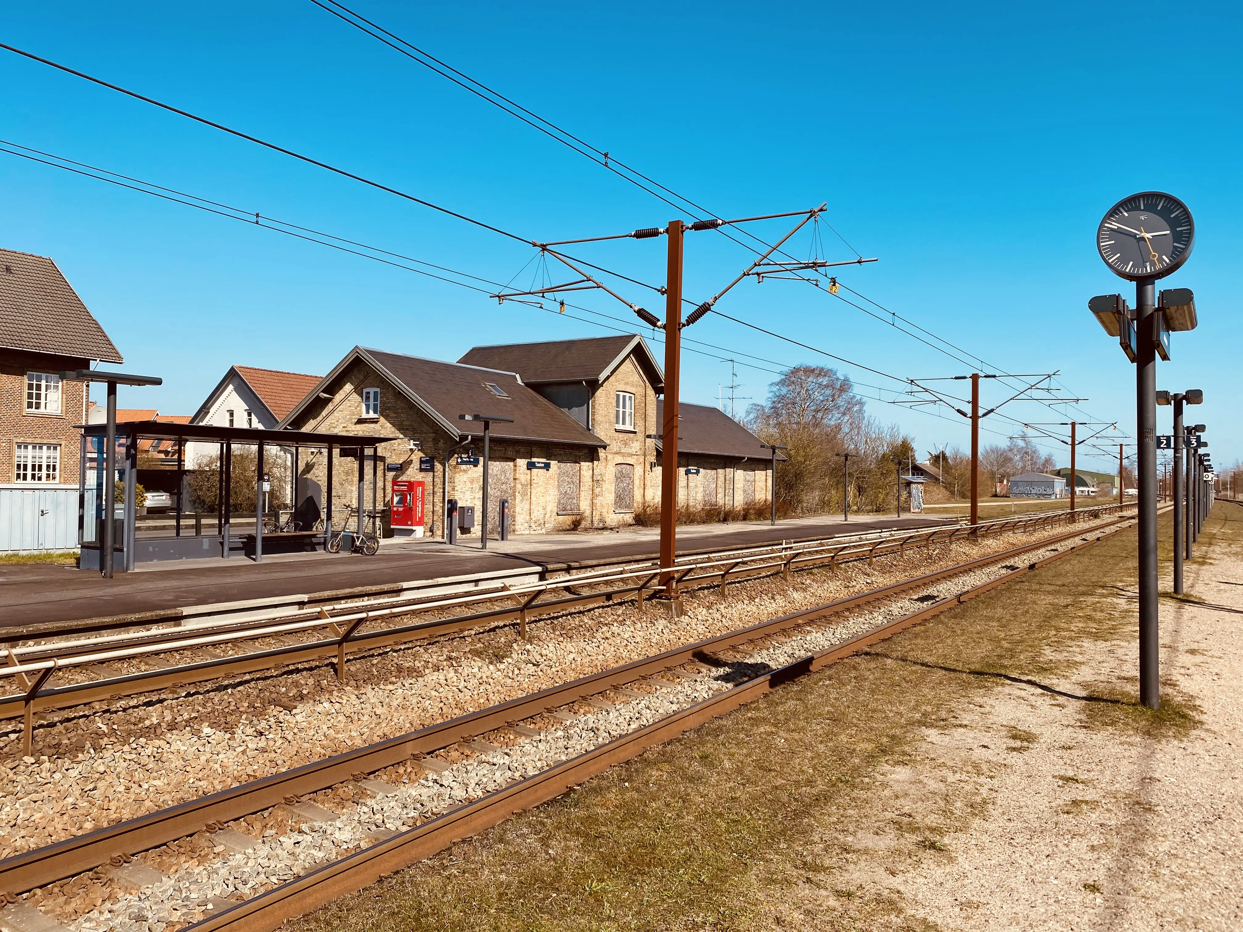 Billede af Taulov Station. Billede af Taulov Station.