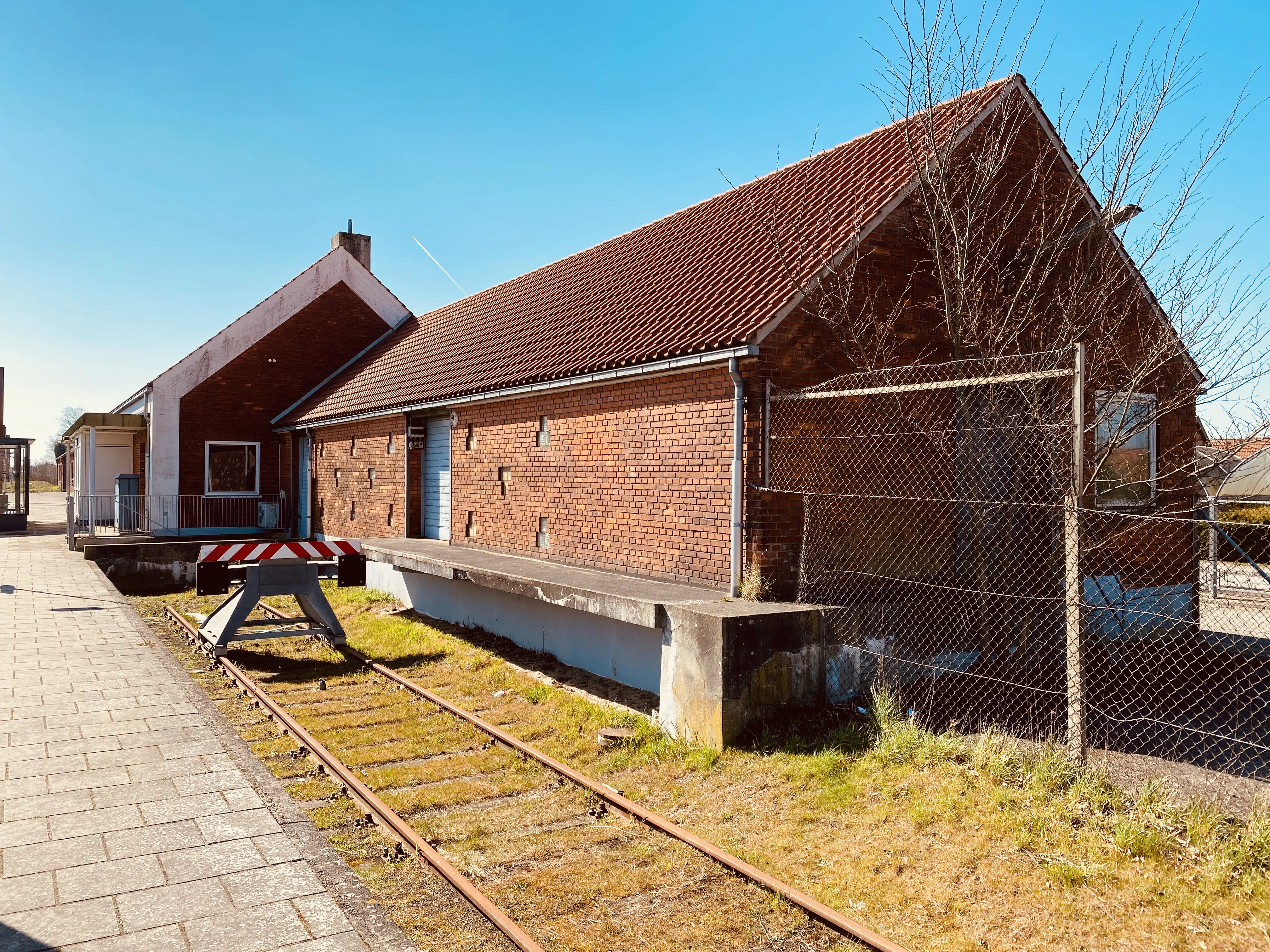 Billede af pakhuset ved Vamdrup Station. Billede af pakhuset ved Vamdrup Station.