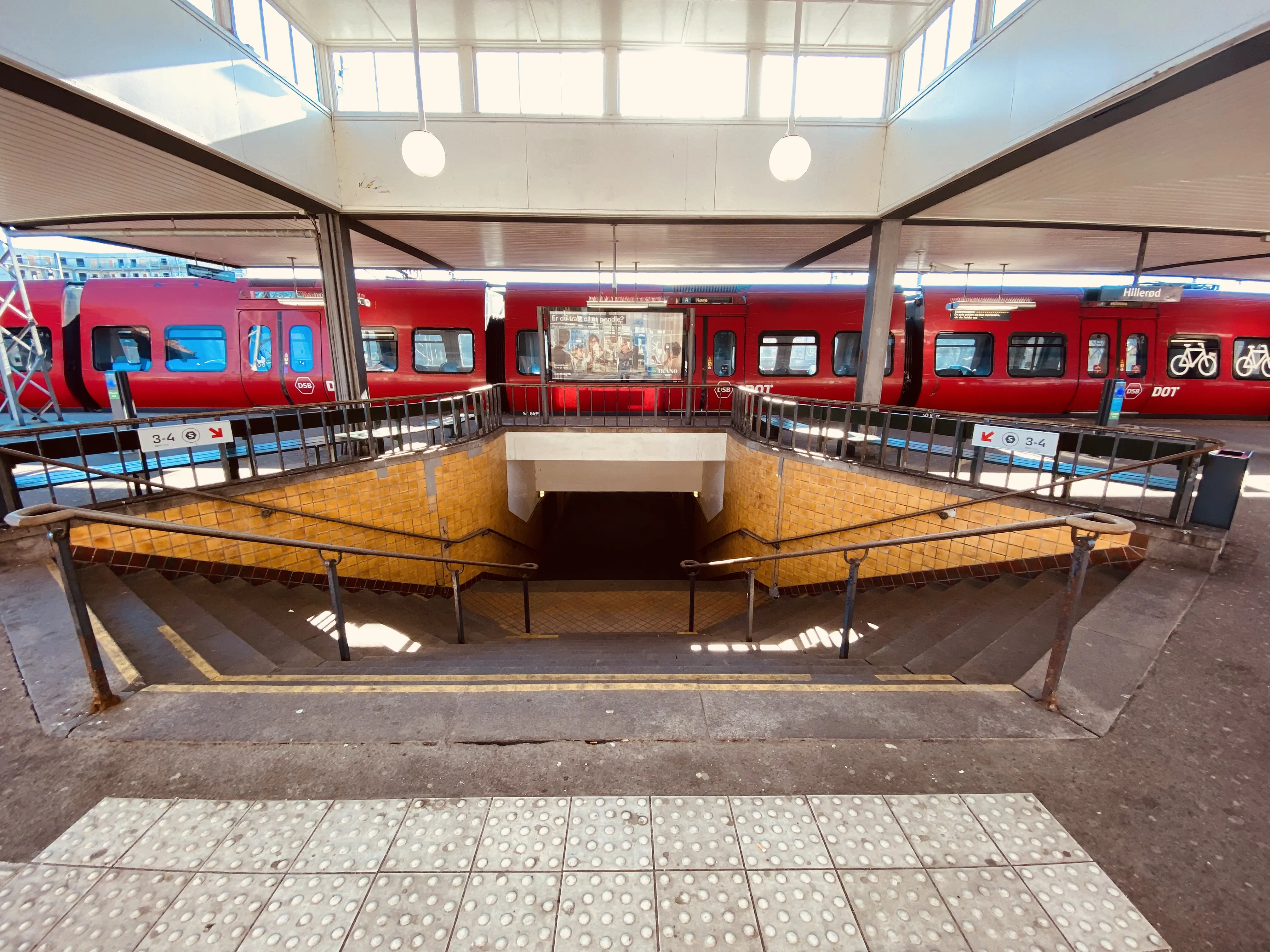 Billede af Hillerød Station. Billede af Hillerød Station.