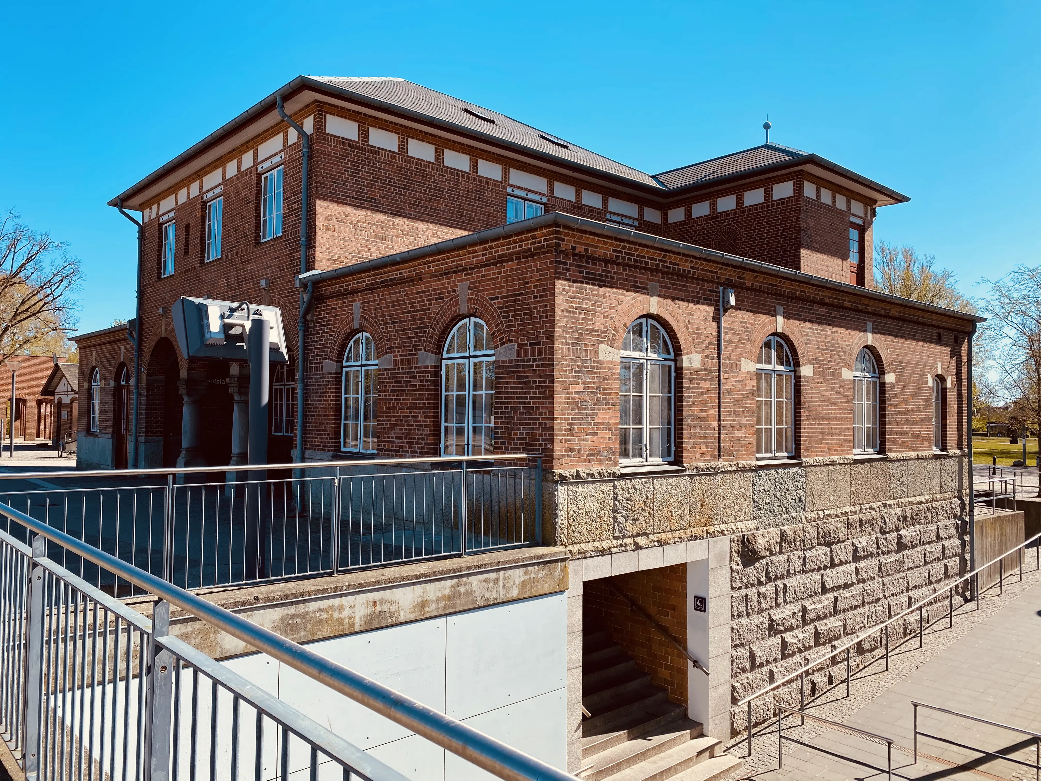 Billede af Humlebæk Station.