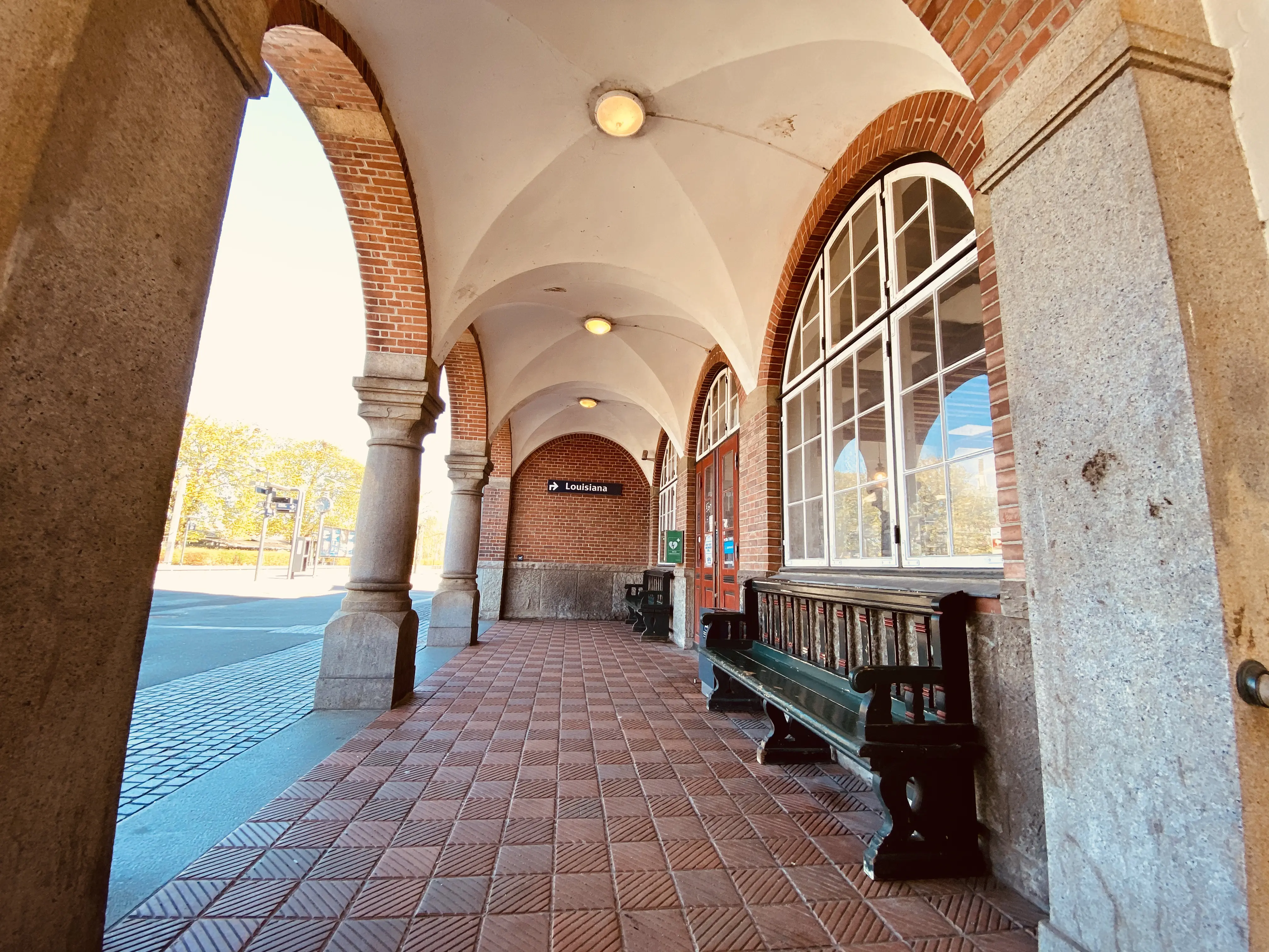 Billede af Humlebæk Station.