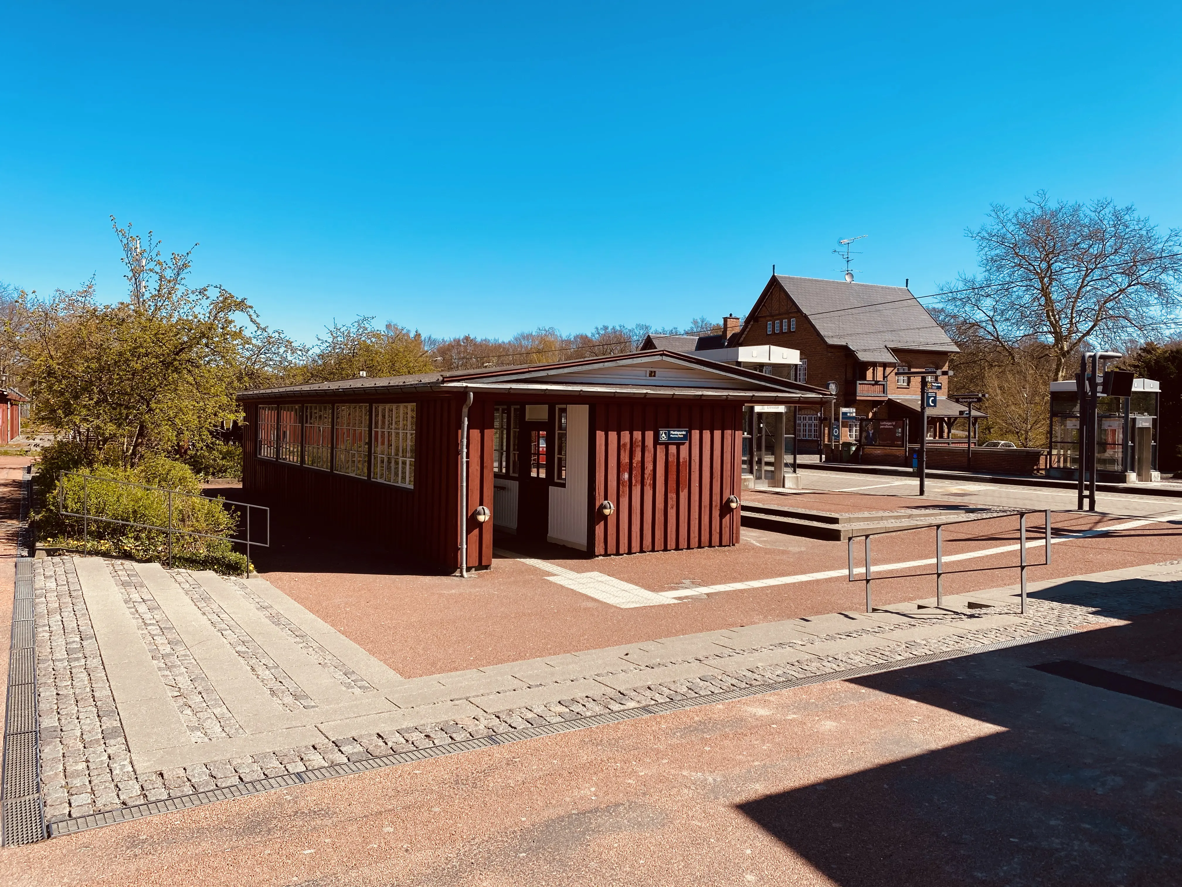 Billede af Espergærde Station. Billede af Espergærde Station.