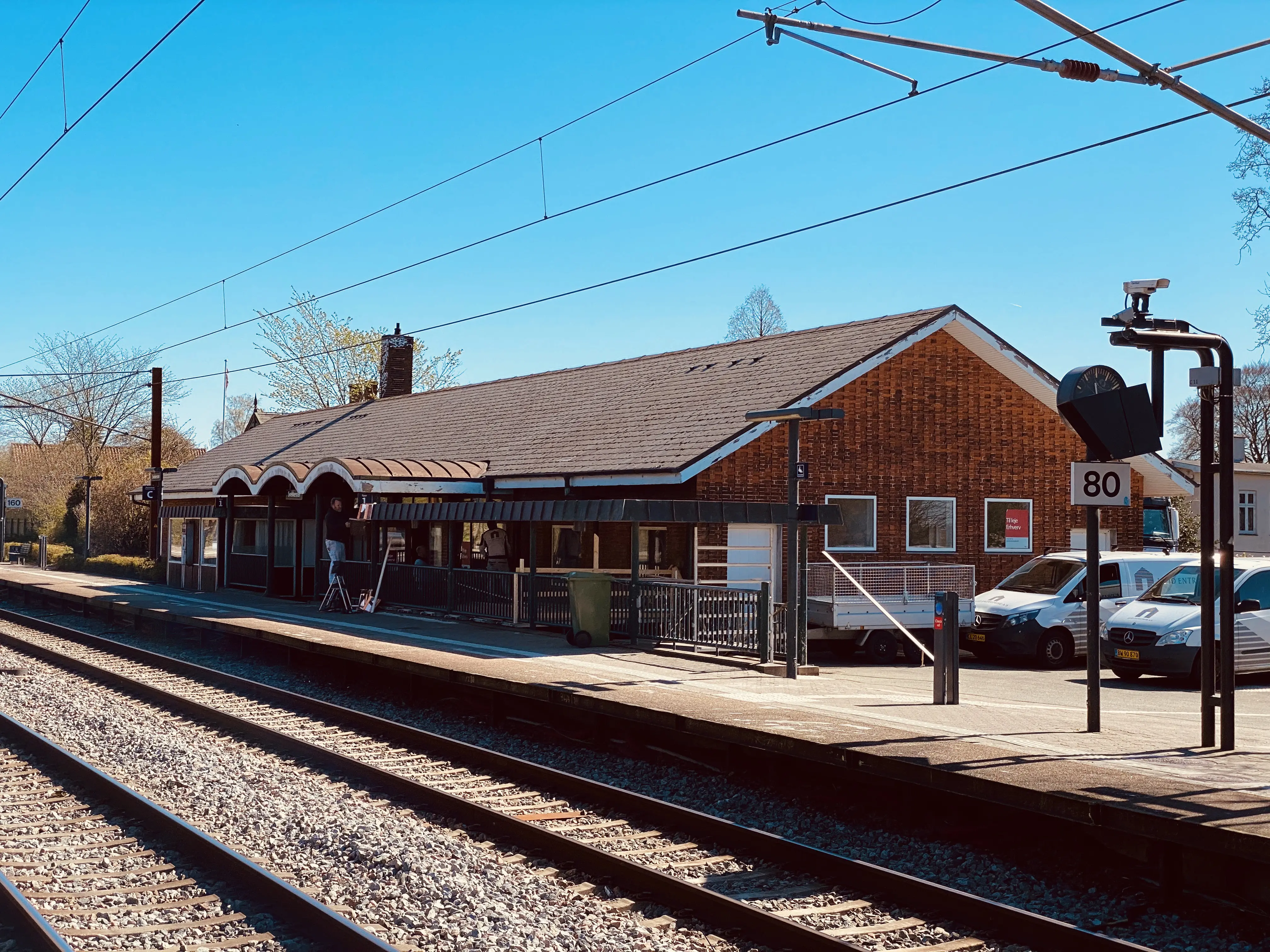 Billede af Snekkersten Station.