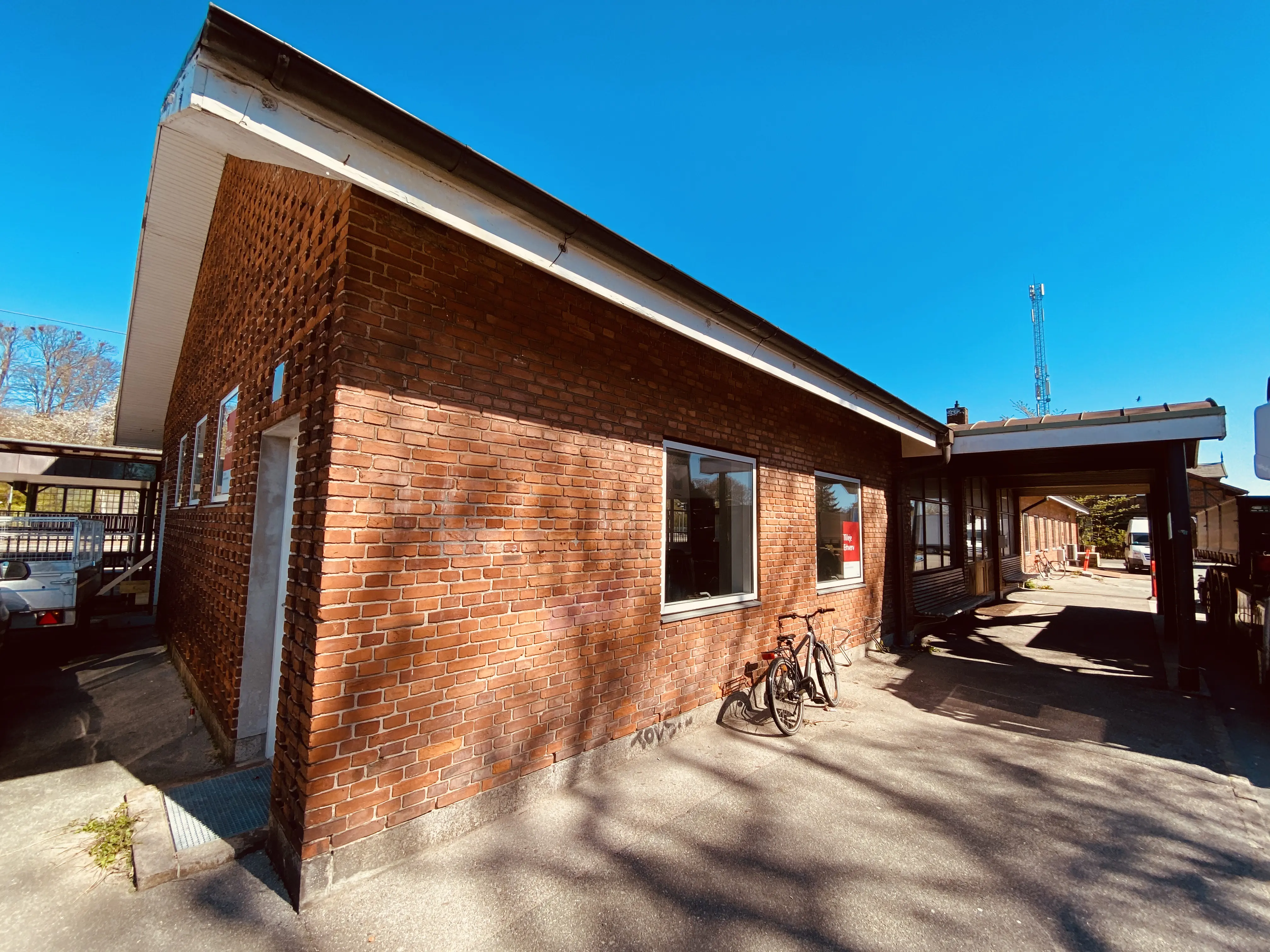 Billede af Snekkersten Station. Billede af Snekkersten Station.