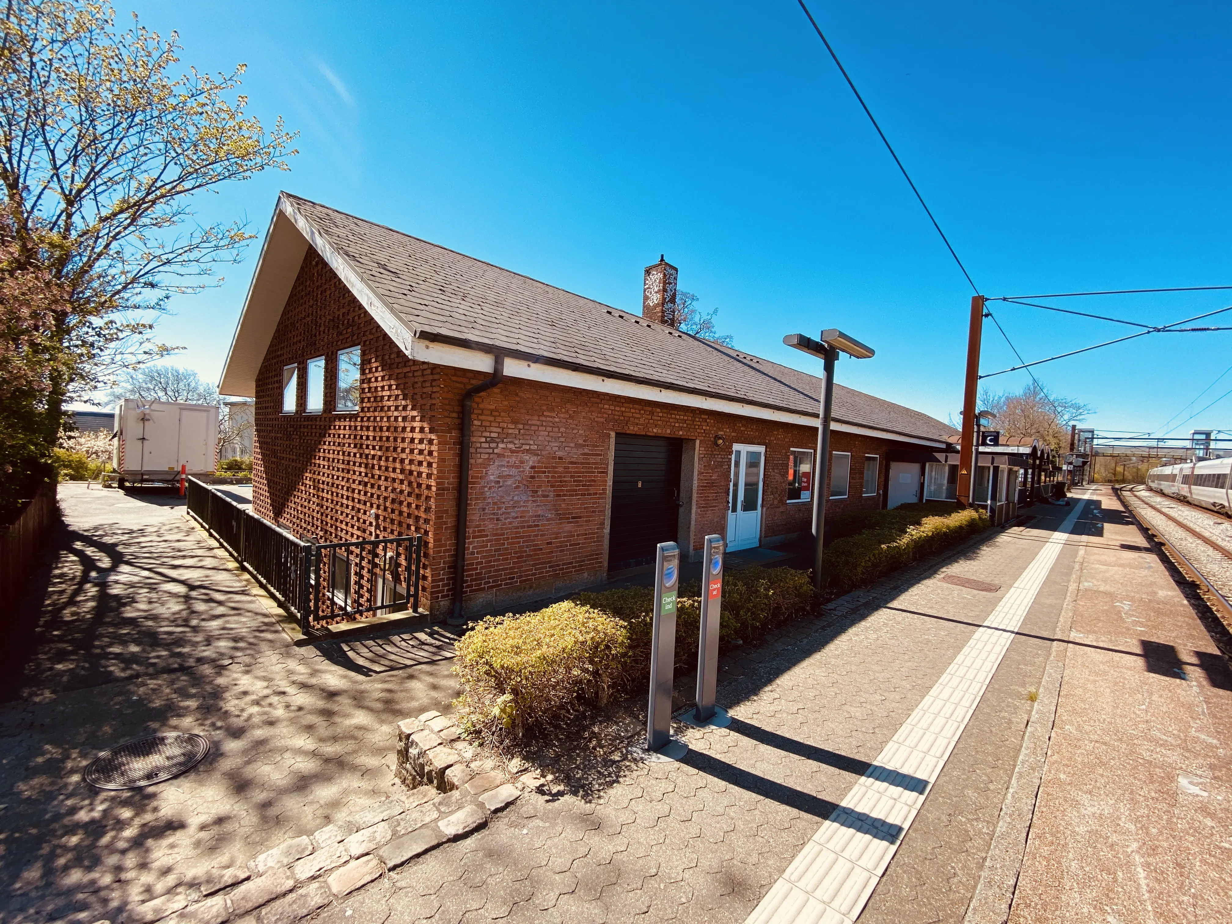 Billede af Snekkersten Station. Billede af Snekkersten Station.