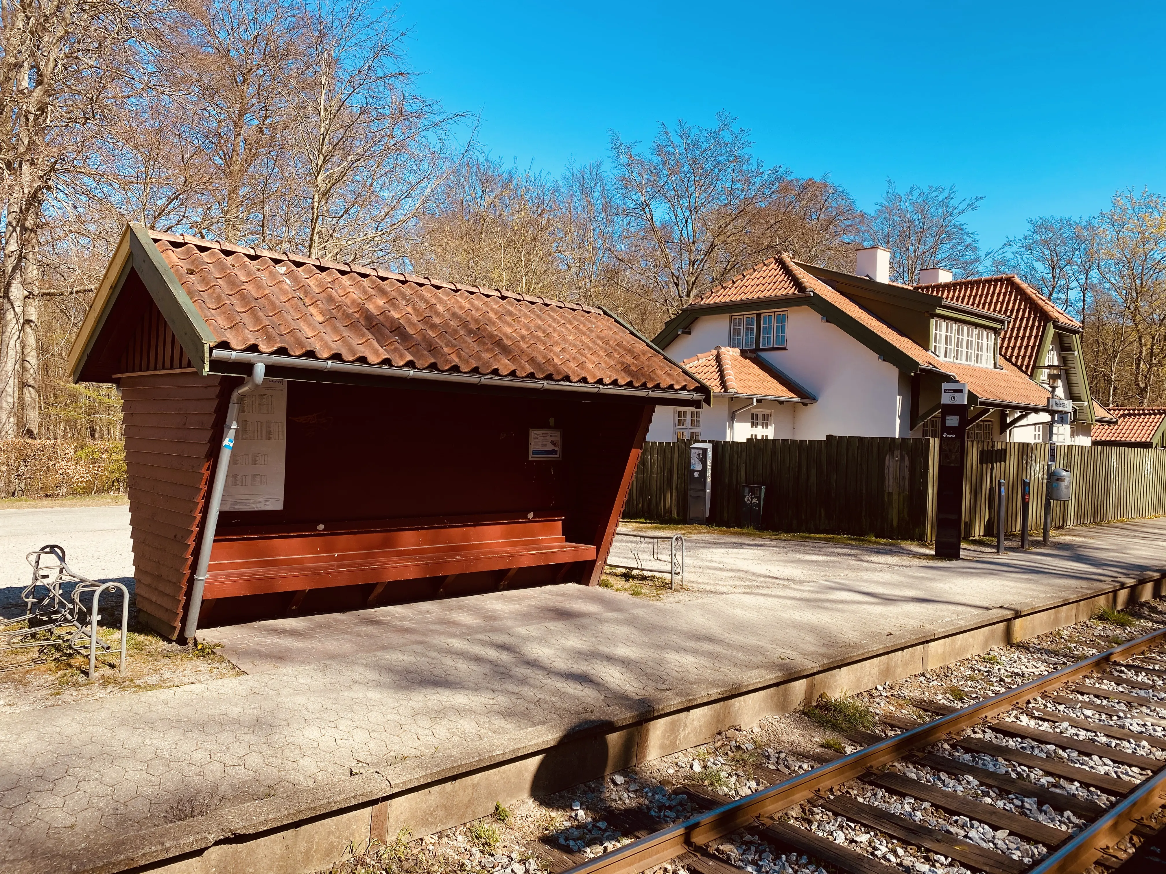 Billede af Hellebæk Station. Billede af Hellebæk Station.