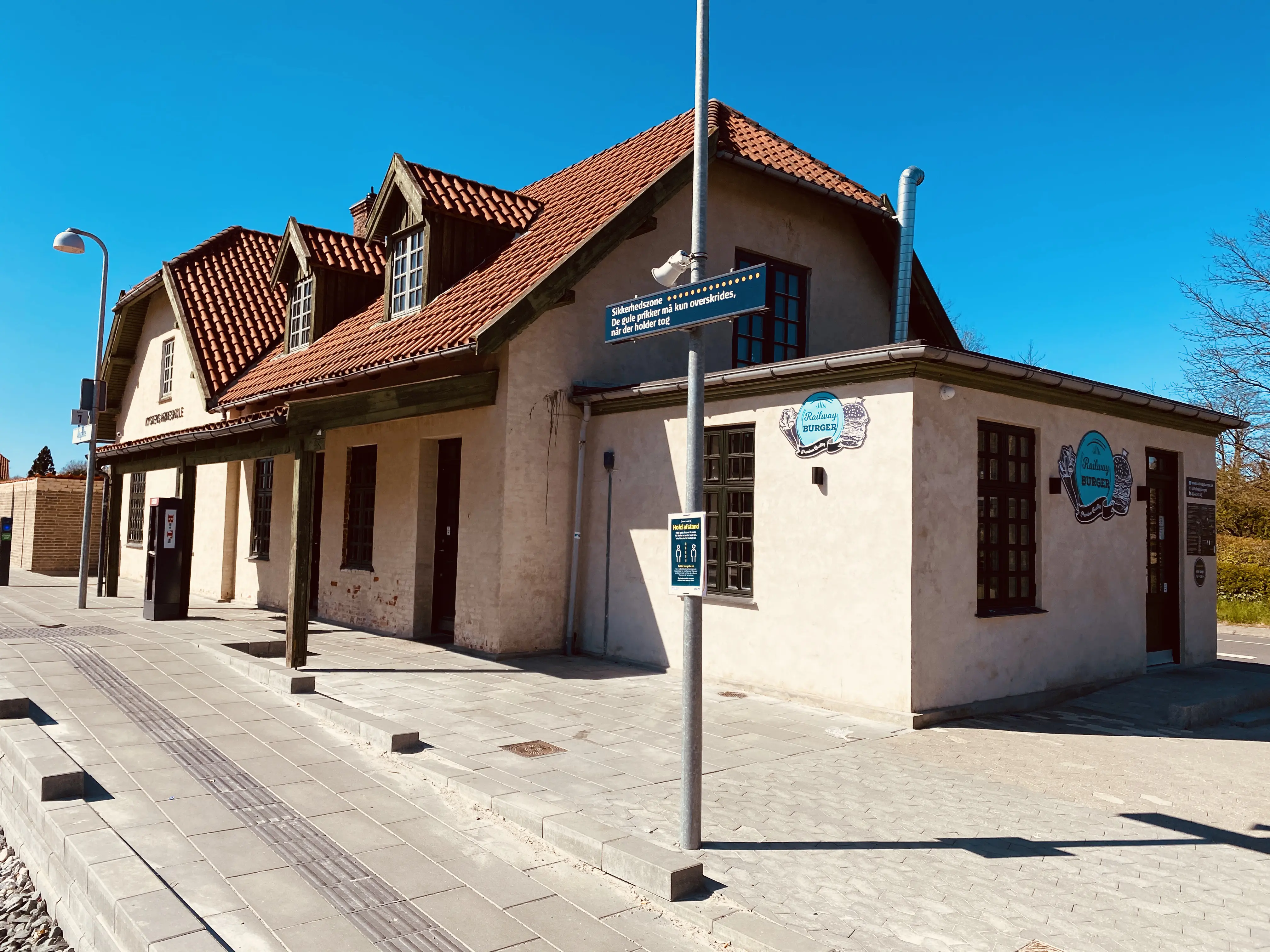Billede af Ålsgårde Station. Billede af Ålsgårde Station.