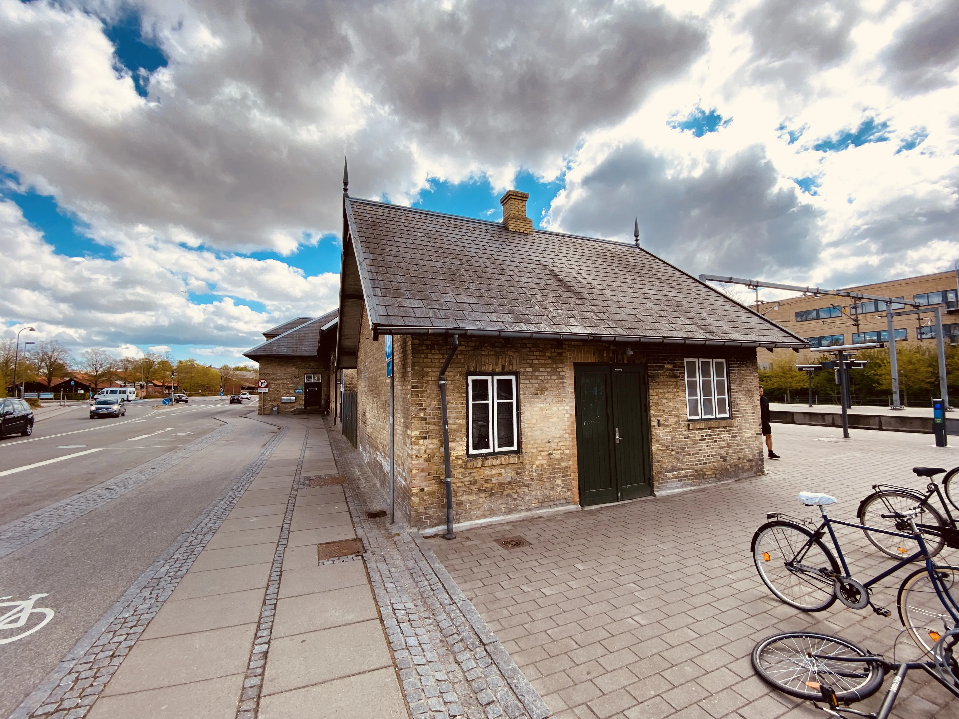 Billede af Birkerød Stations retirade.