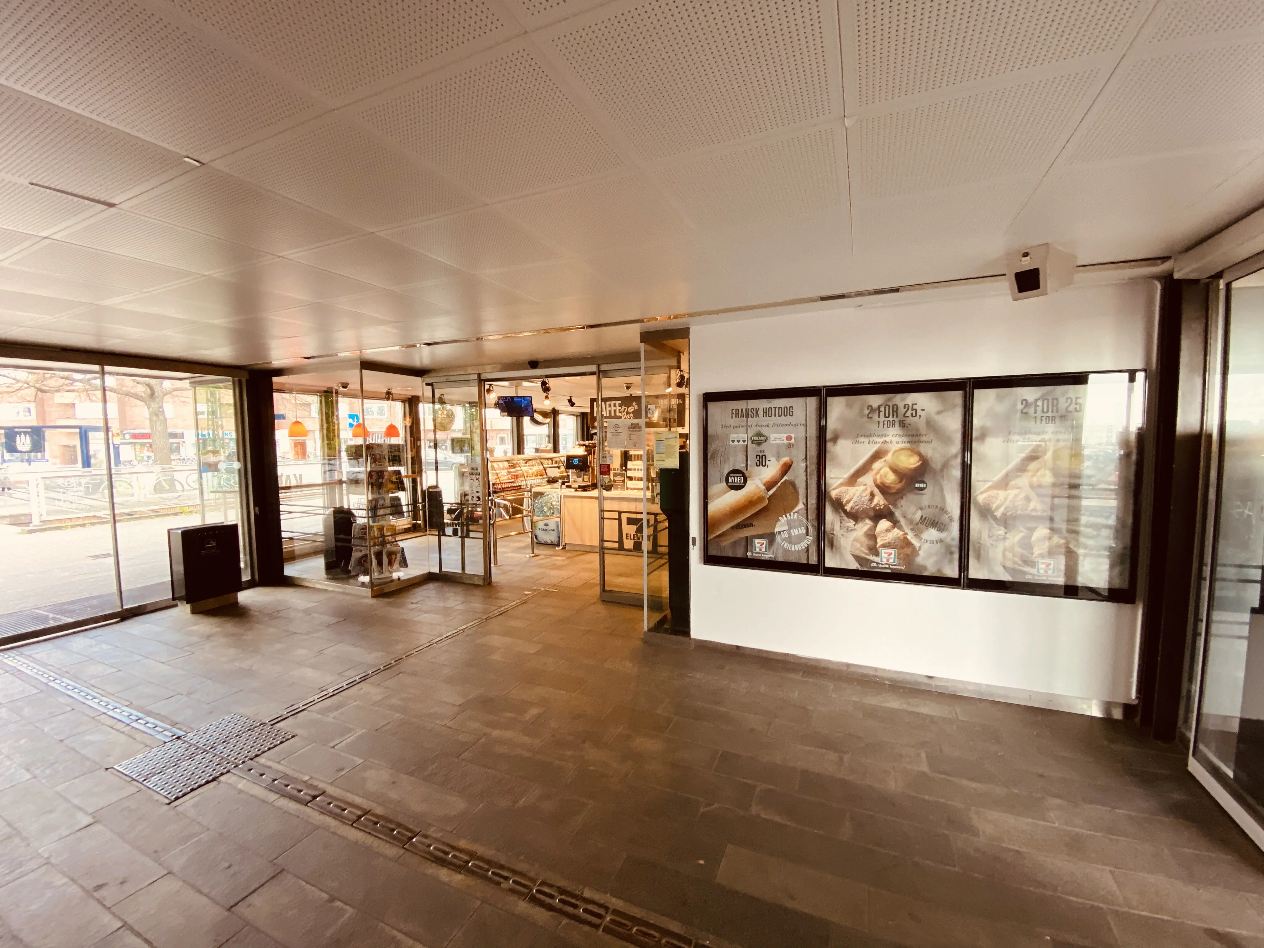 Billede af Svanemøllen S-togsstation. Billede af Svanemøllen S-togsstation.