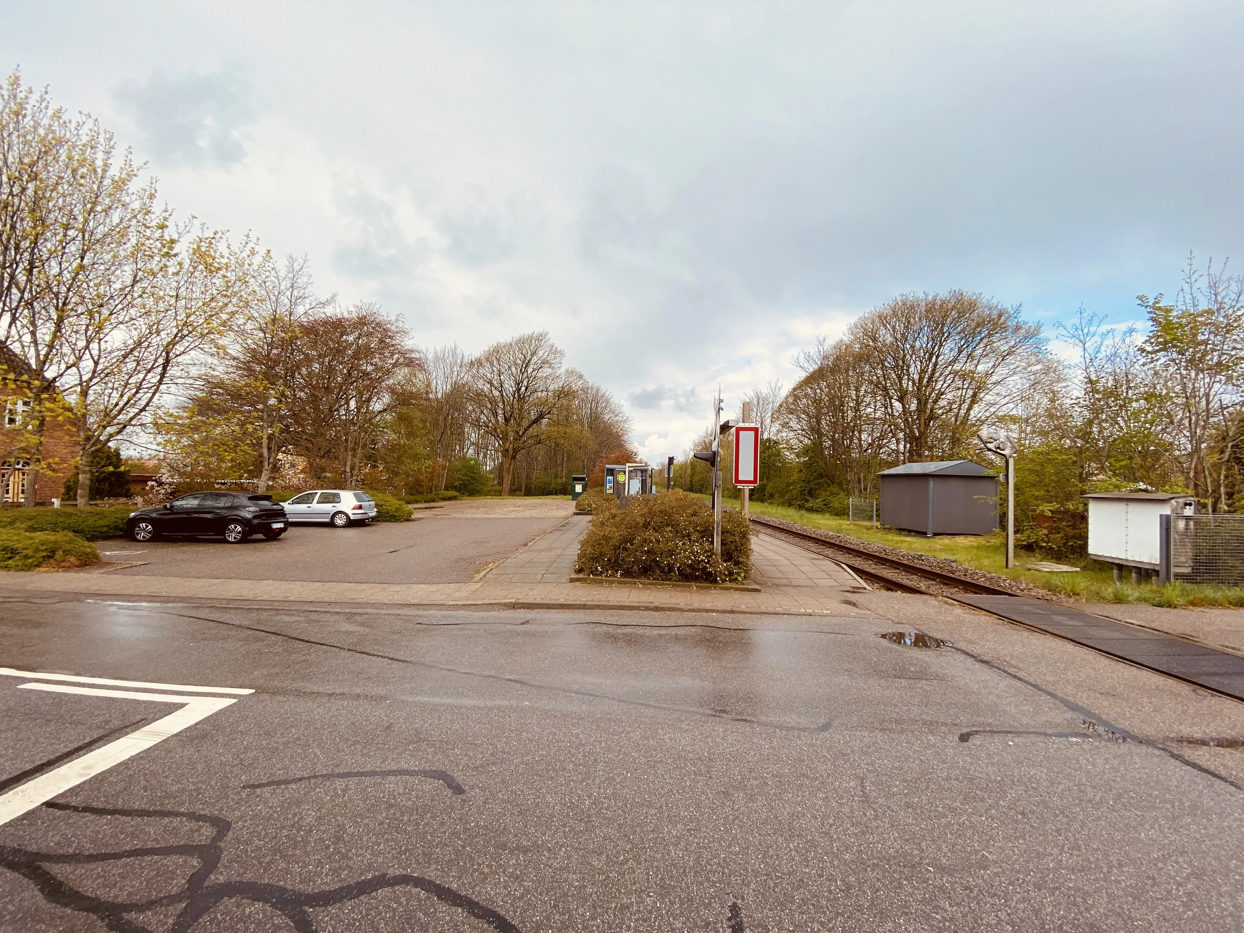 Billede af Døstrup (Sønderjylland) Station, som er nedrevet, men den har ligget her.