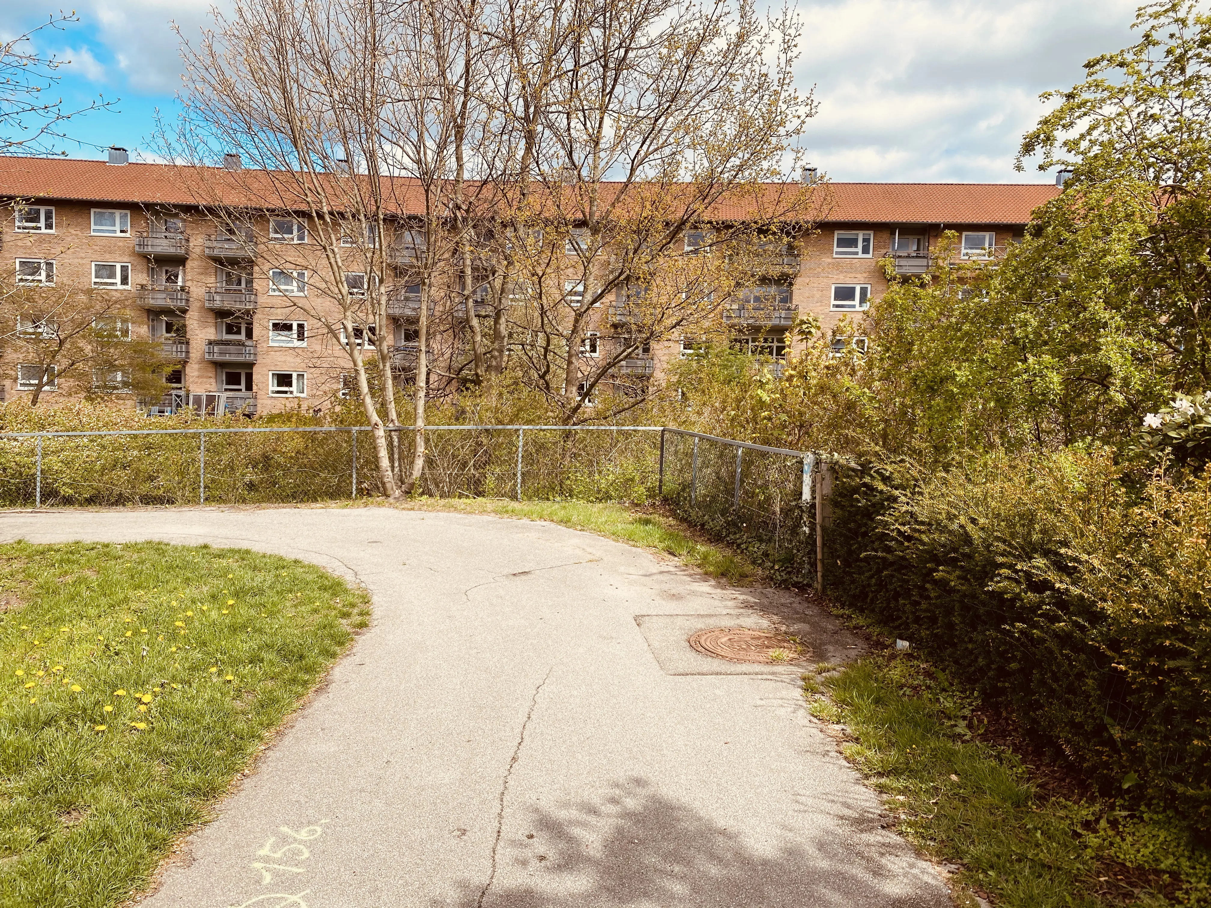 Billede af Præstevangen Trinbræt, som er nedrevet, men det har ligget her. Billede af Præstevangen Trinbræt, som er nedrevet, men det har ligget her.