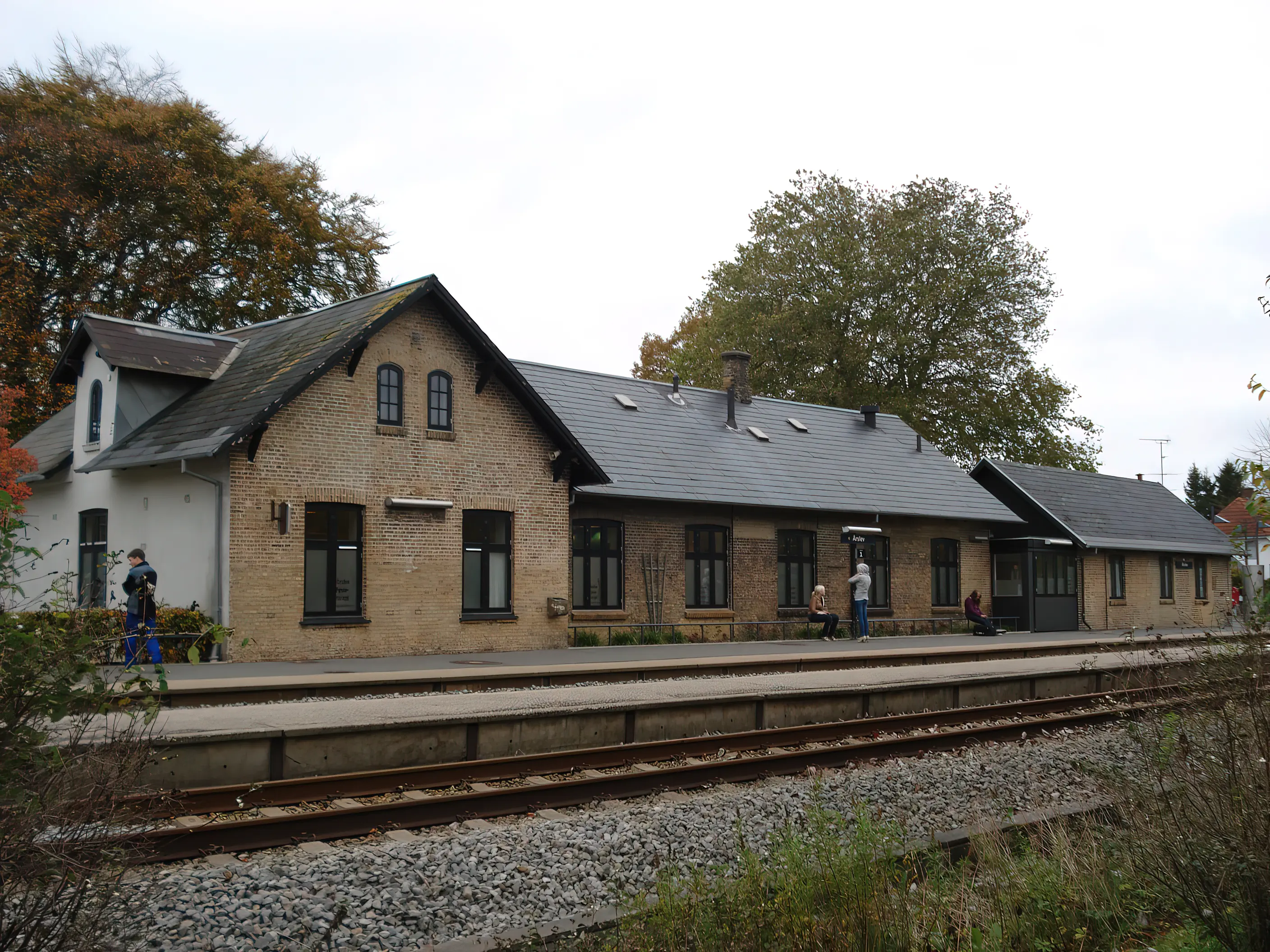 Billede af Årslev Station. Billede af Årslev Station.