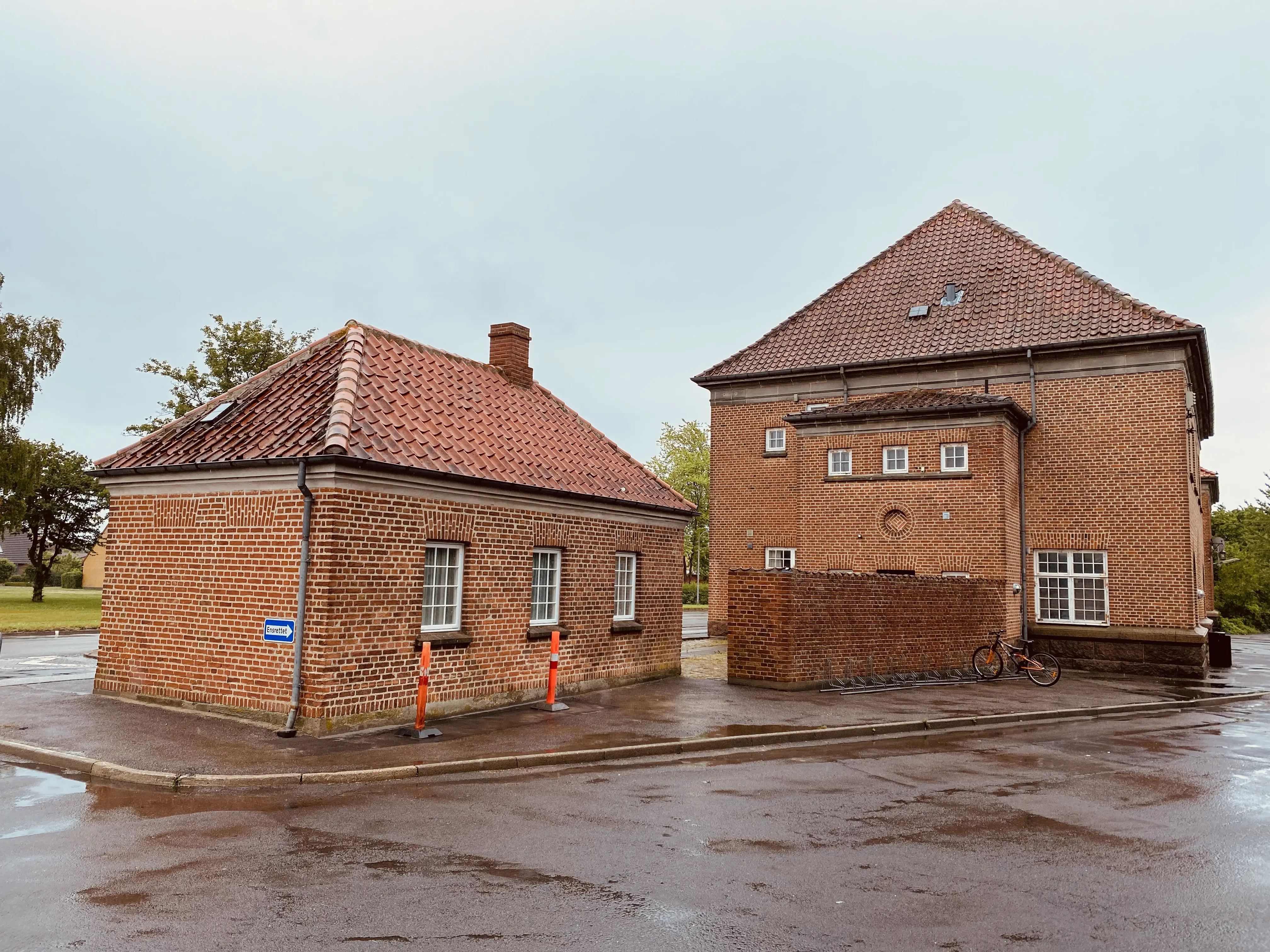 Billede af Nysted Stations retirade. Billede af Nysted Stations retirade.