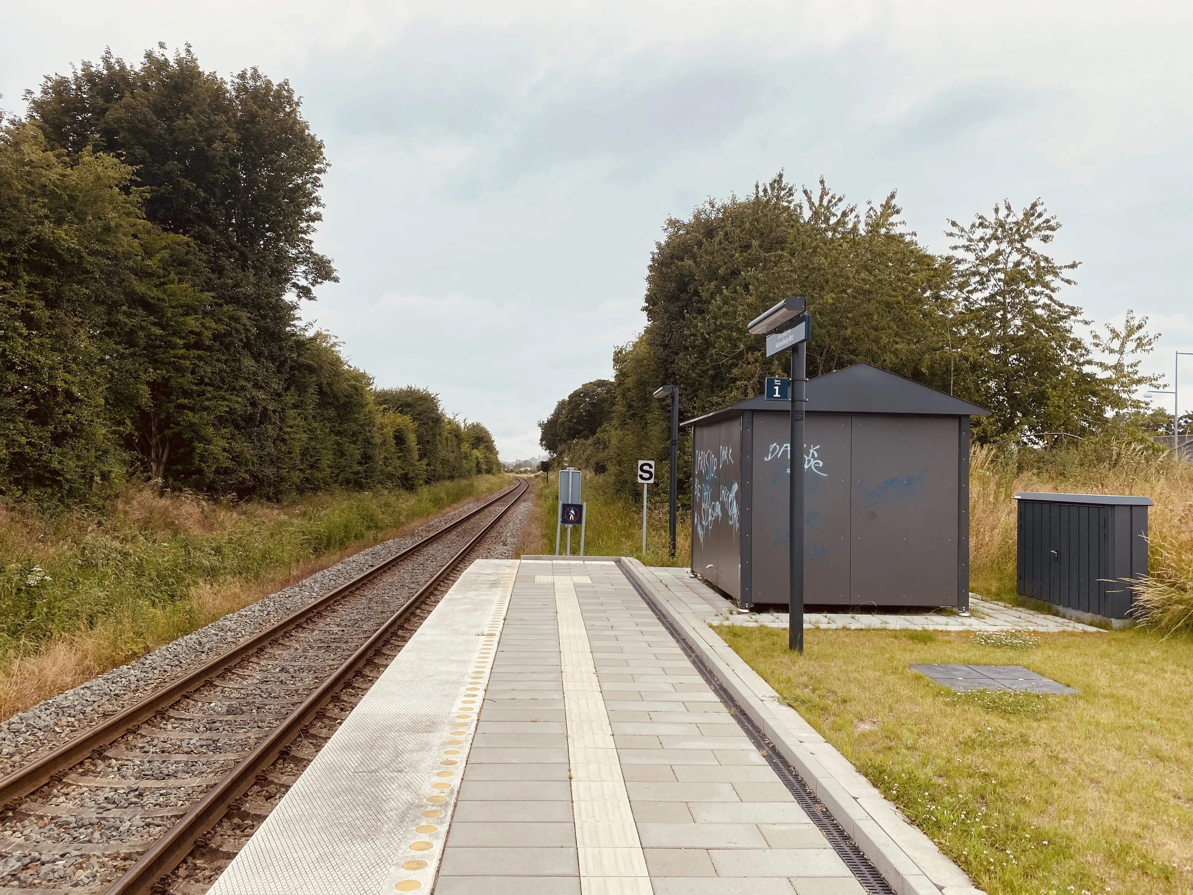 Billede af Kalundborg Øst Trinbræt. Billede af Kalundborg Øst Trinbræt.