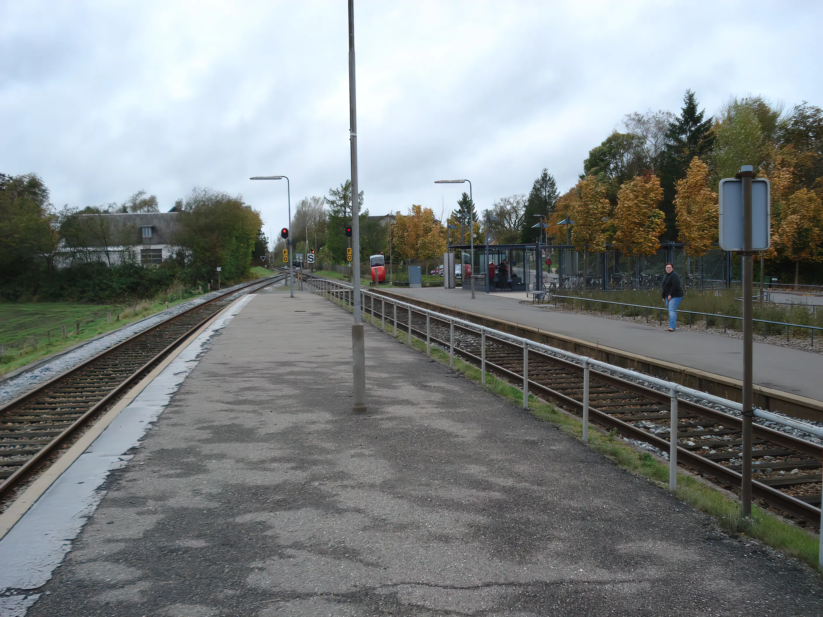 Billede af Højby (Fyn) Trinbræt. Billede af Højby (Fyn) Trinbræt.