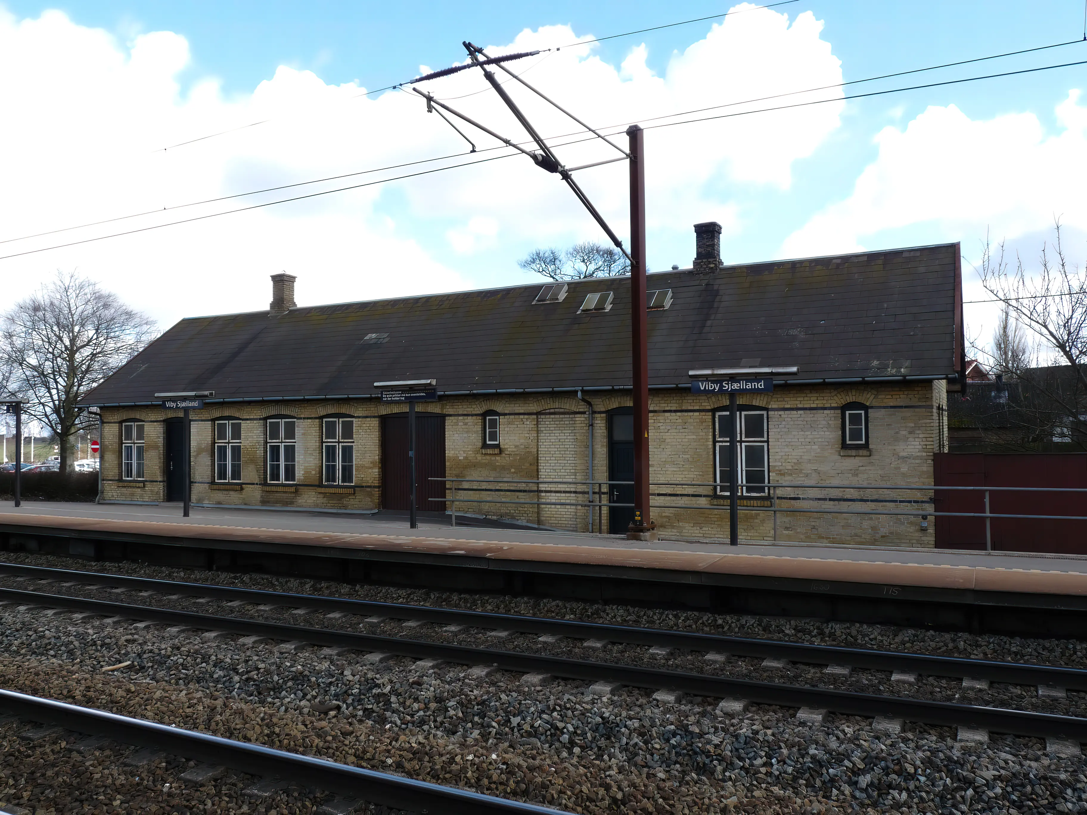 Billede af Viby Sjælland Stations pakhus. Billede af Viby Sjælland Stations pakhus.