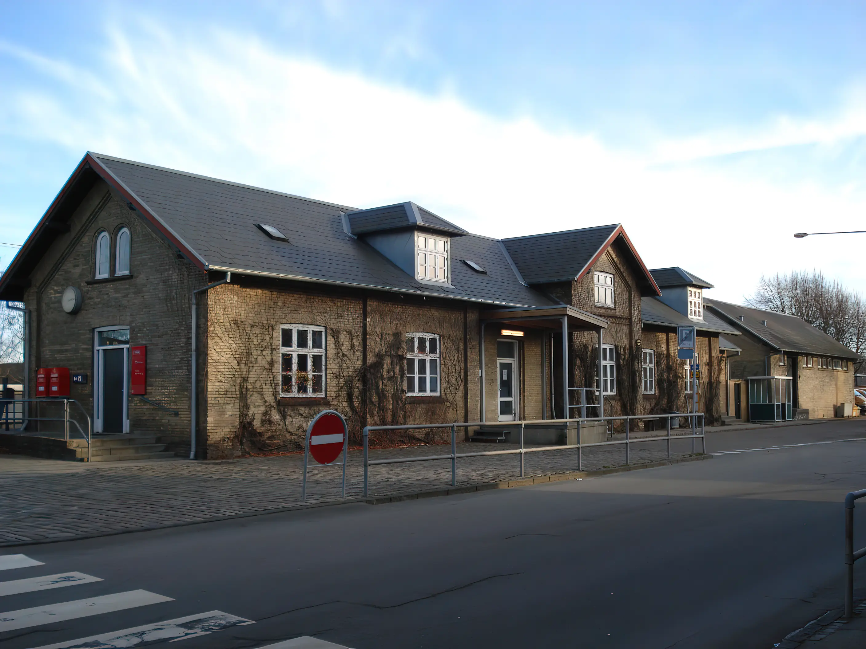 Billede af Ejby Station. Billede af Ejby Station.