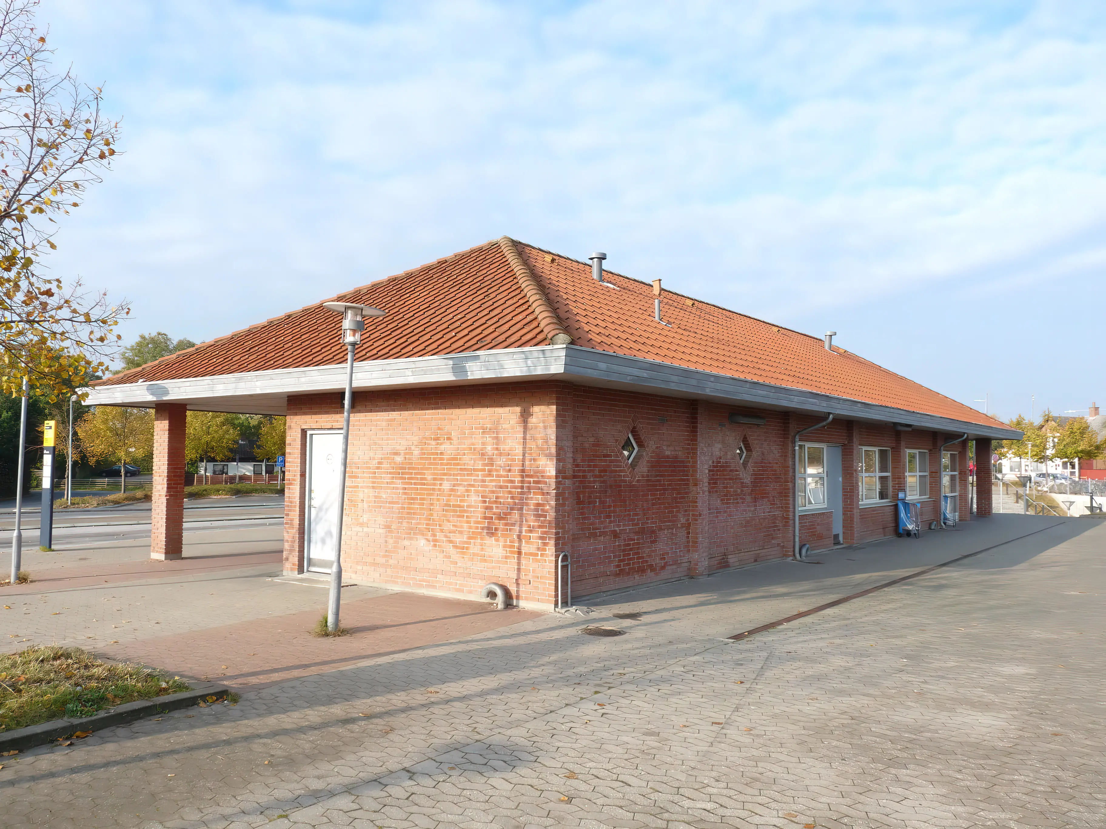 Billede af Helsinge Station.