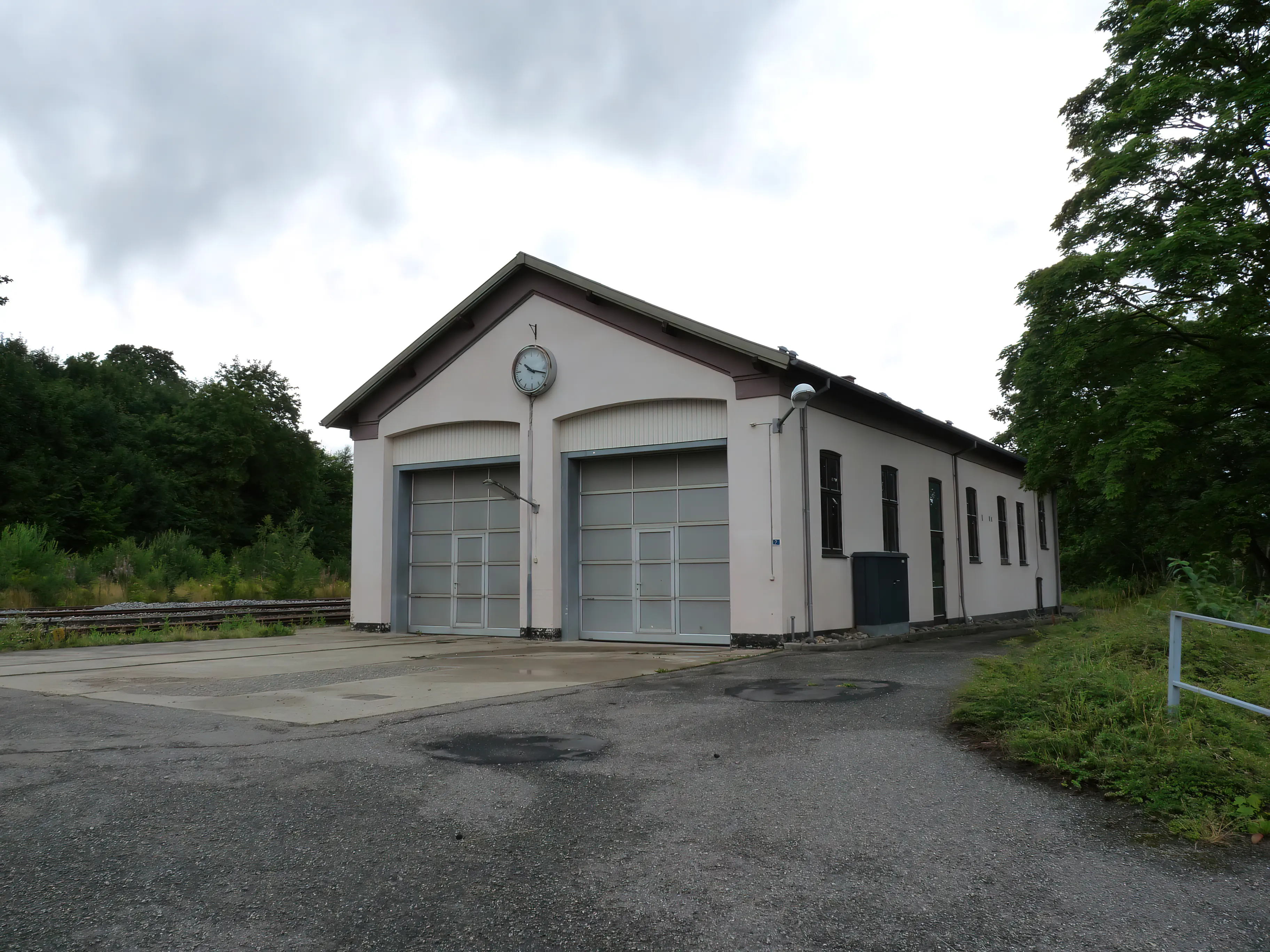 Billede af Hobro Stations remise. Billede af Hobro Stations remise.
