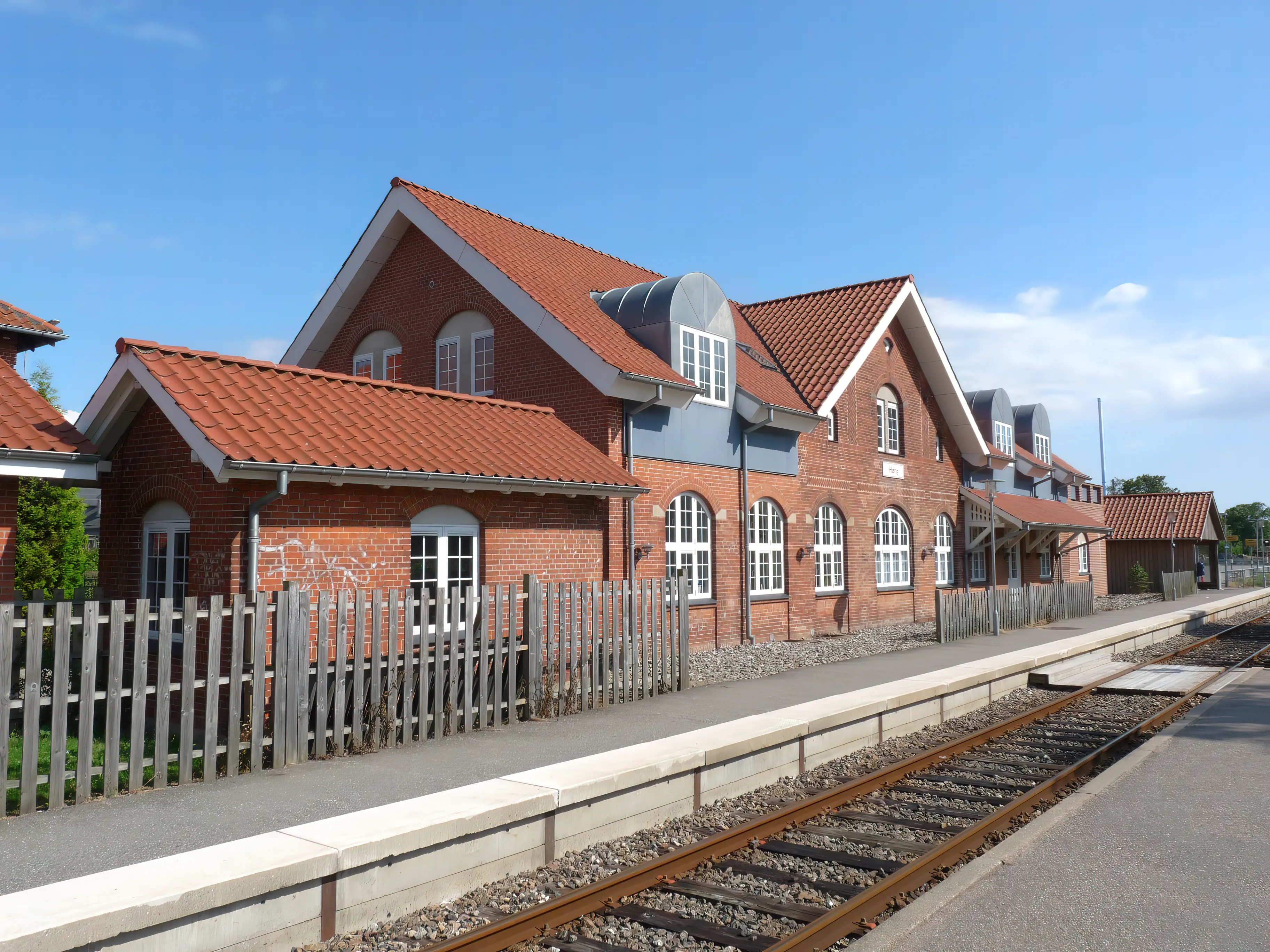 Billede af Høng Trinbræt. Billede af Høng Trinbræt.