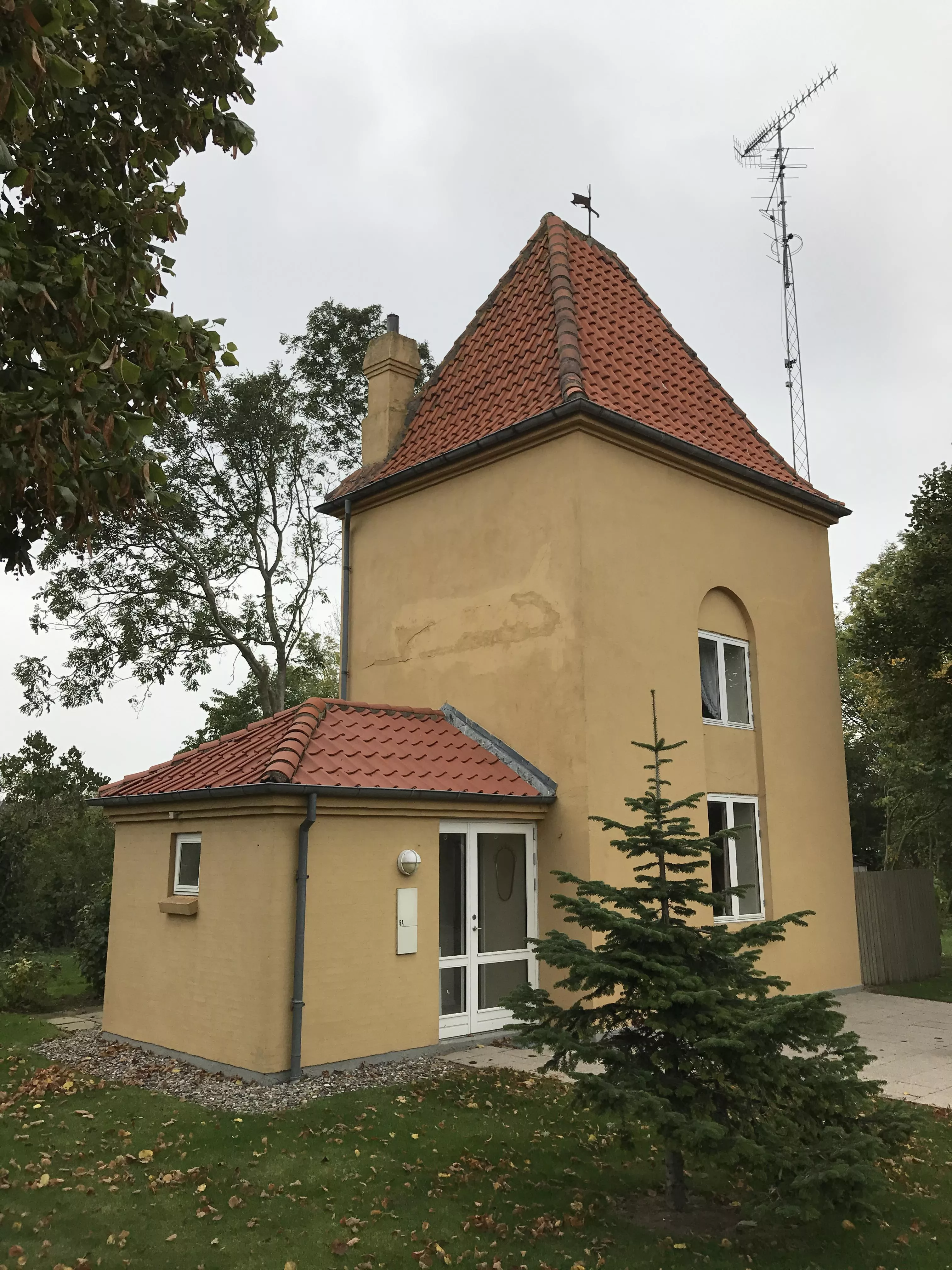Billede af Kragenæs Stations vandtårn. Billede af Kragenæs Stations vandtårn.