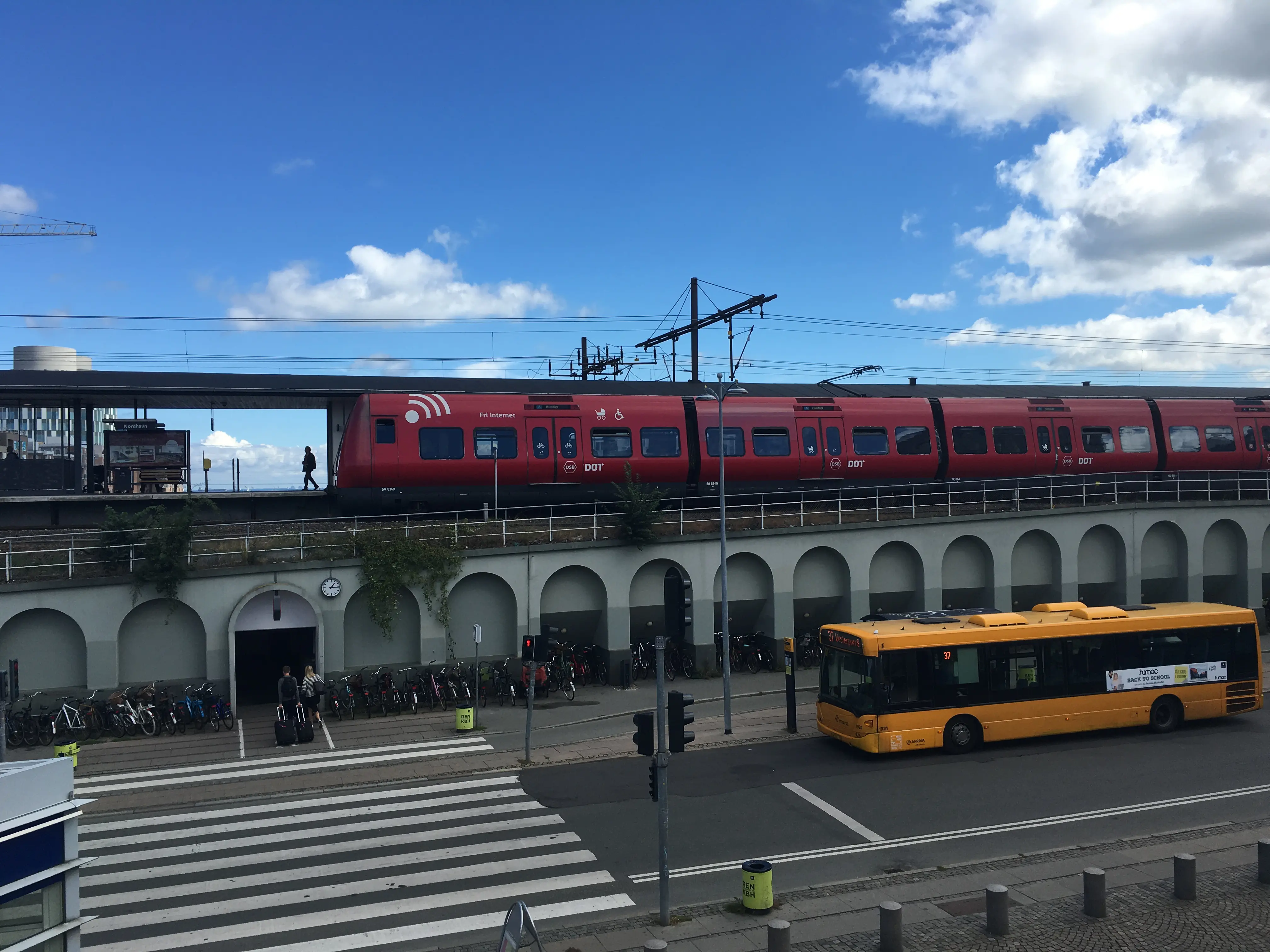 Billede af DSB SA 8140 fotograferet ud for Nordhavn S-togstrinbræt. Billede af DSB SA 8140 fotograferet ud for Nordhavn S-togstrinbræt.