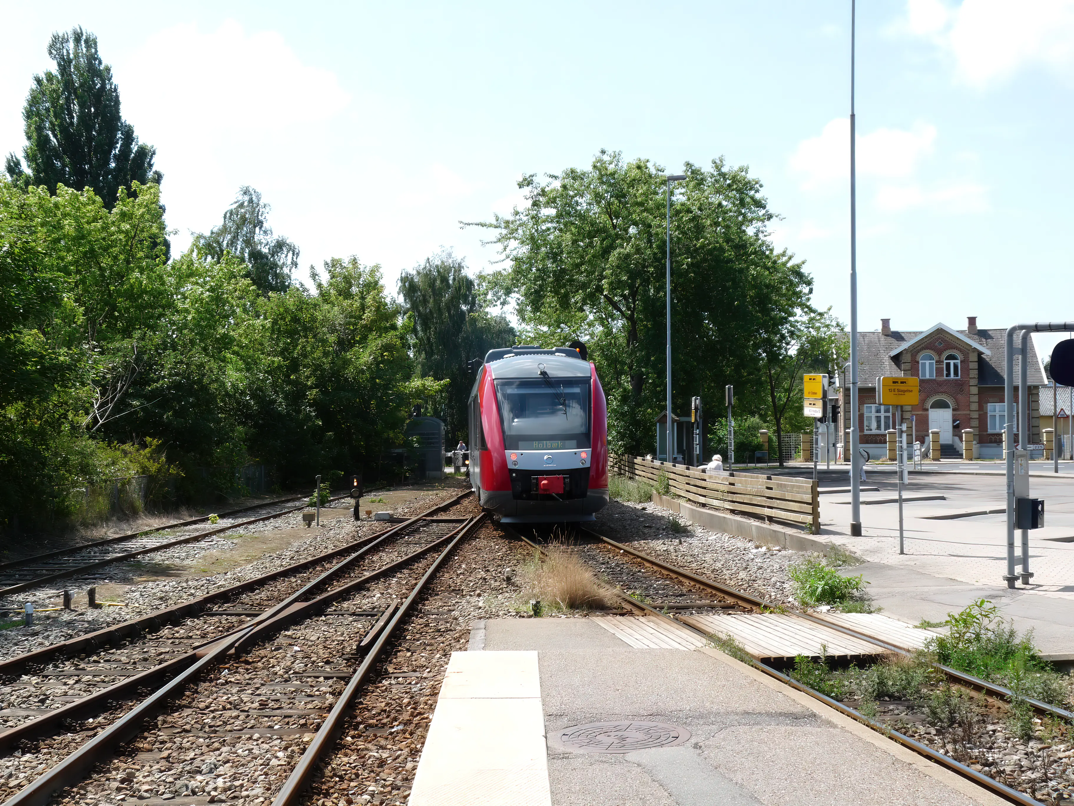 Billede af RTOG 2031-2131, tidligere VL 2031-2131 fotograferet ud for Nykøbing Sjælland Station. Billede af RTOG 2031-2131, tidligere VL 2031-2131 fotograferet ud for Nykøbing Sjælland Station.