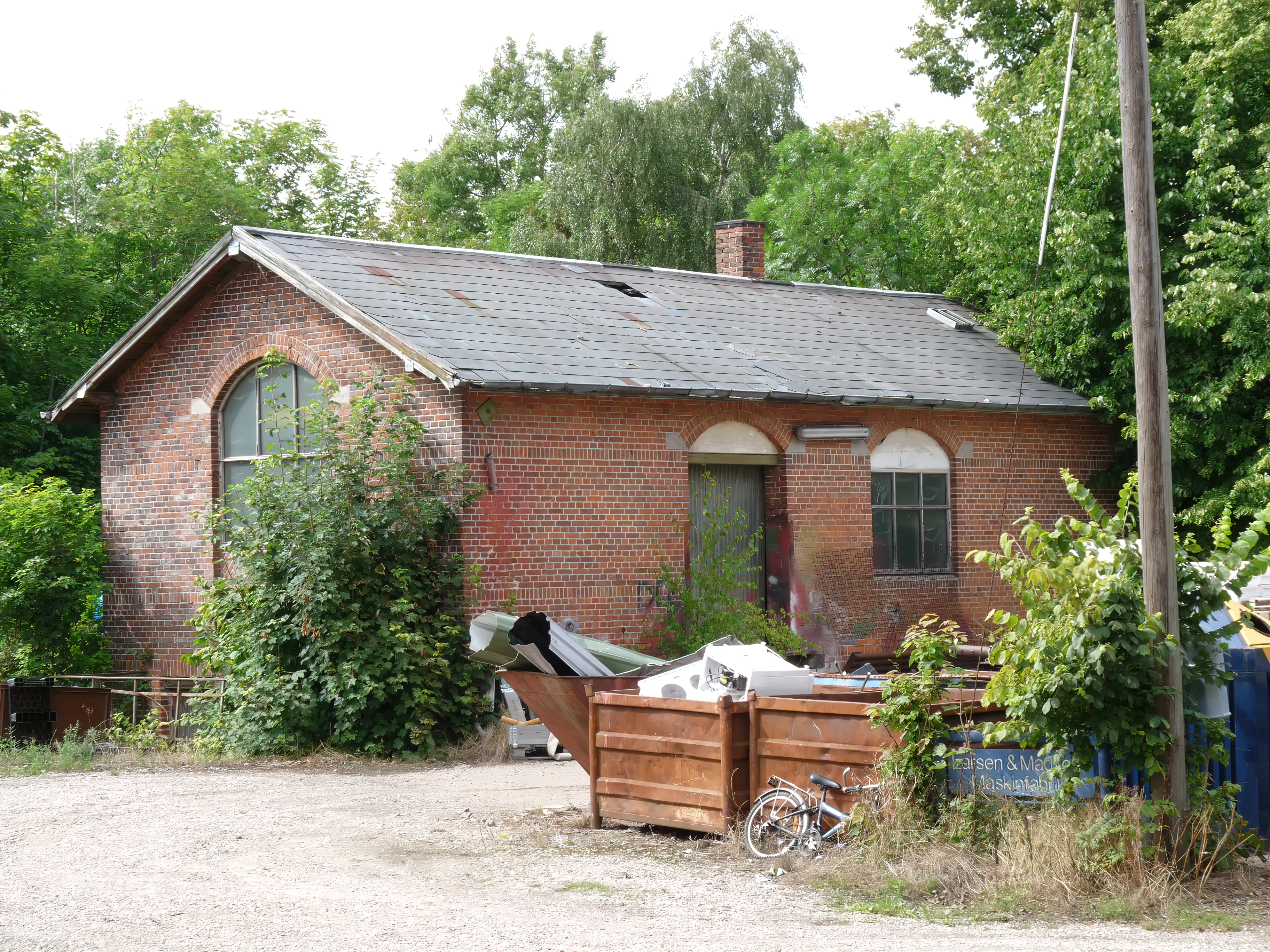 Billede af Store Fuglede Stations pakhus.