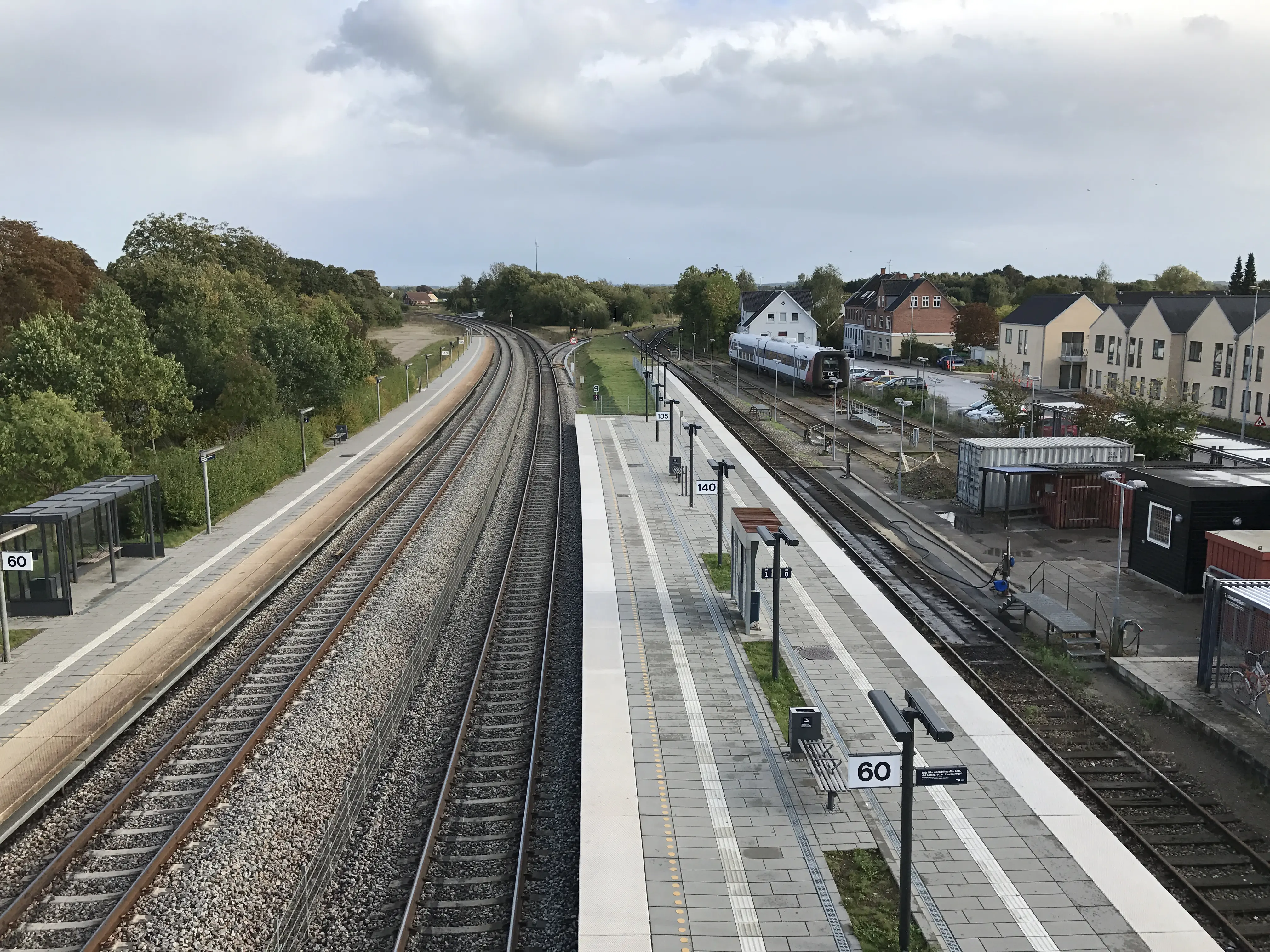 Billede af Tølløse Stations sporareal. Billede af Tølløse Stations sporareal.