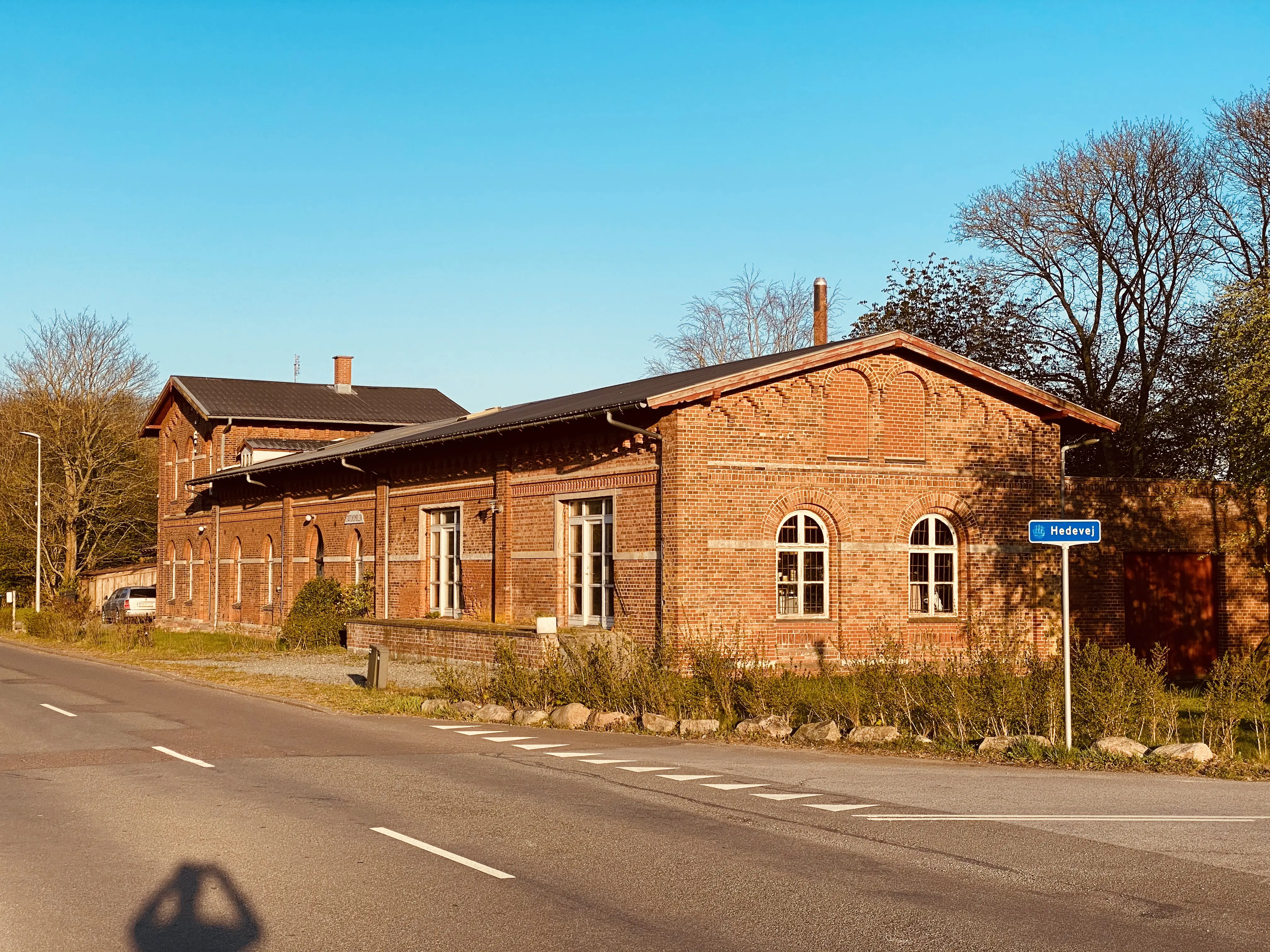 Billede af Løgumkloster Statsbanegård. Billede af Løgumkloster Statsbanegård.
