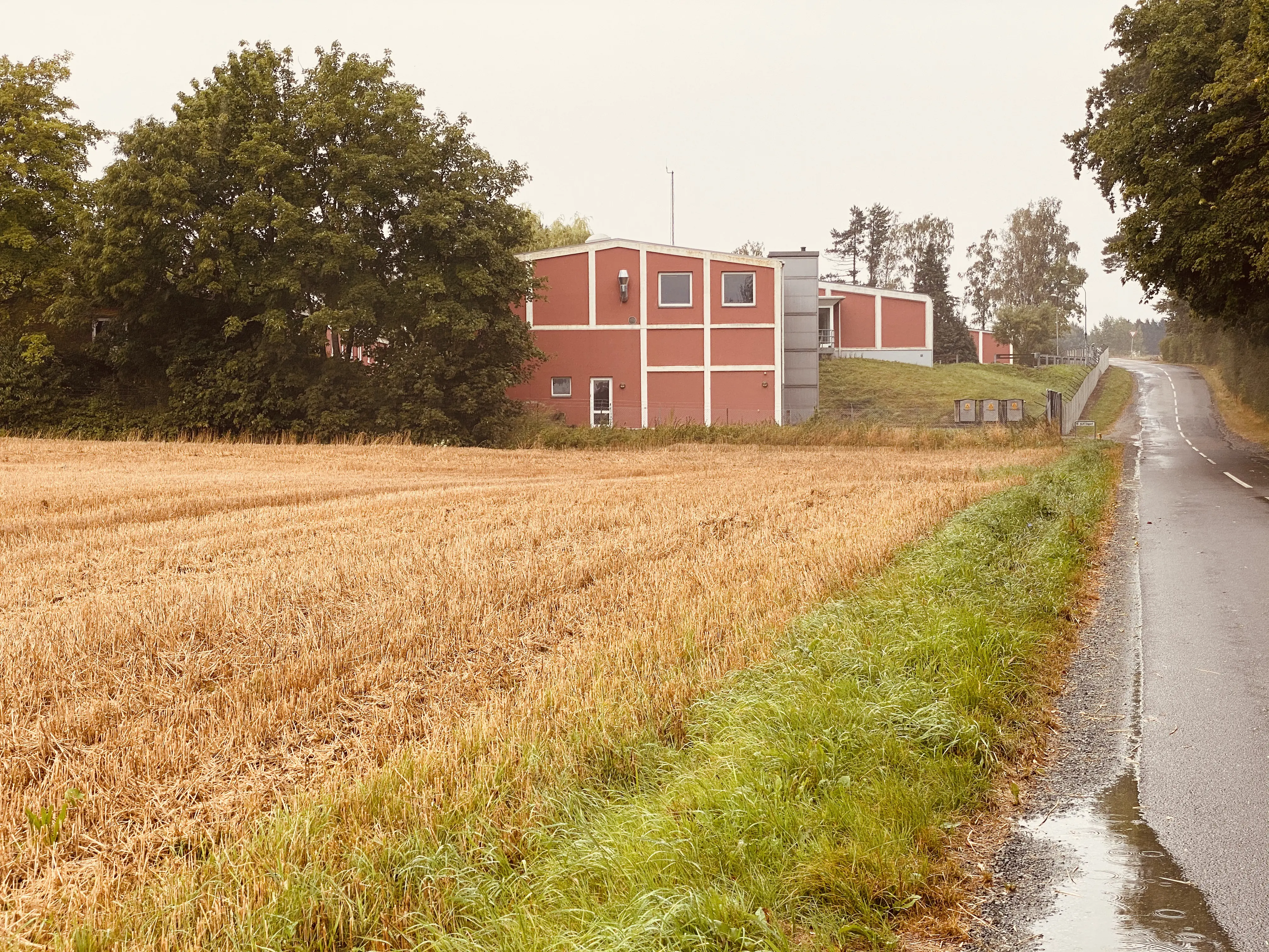 Billede af Vestenbæk Trinbræt - Trinbræt er nedrevet, men Vestenbæk Trinbræt har ligget her.