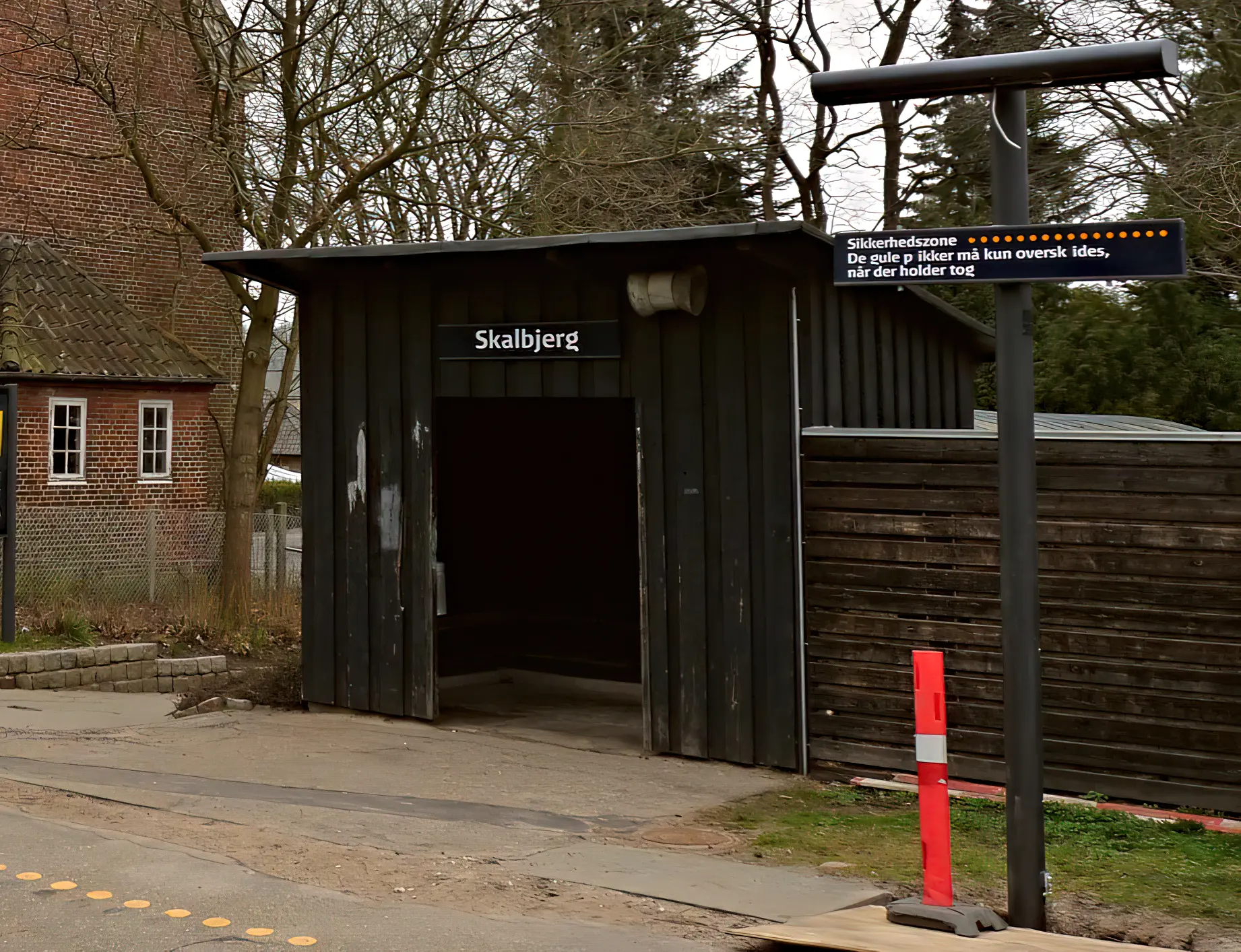 Billede af Skalbjerg Trinbræt. Billede af Skalbjerg Trinbræt.
