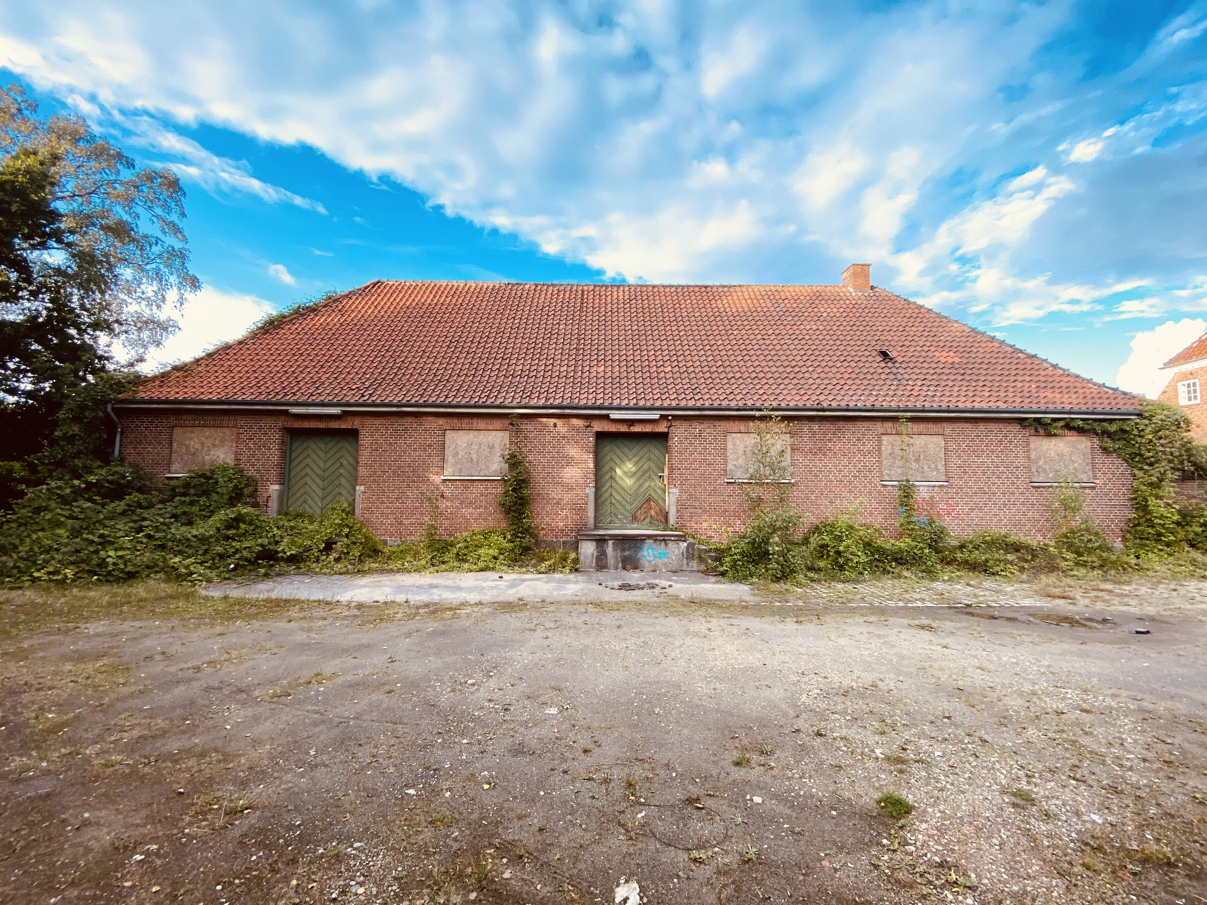 Billede af Nørre Aaby Stations varehus.