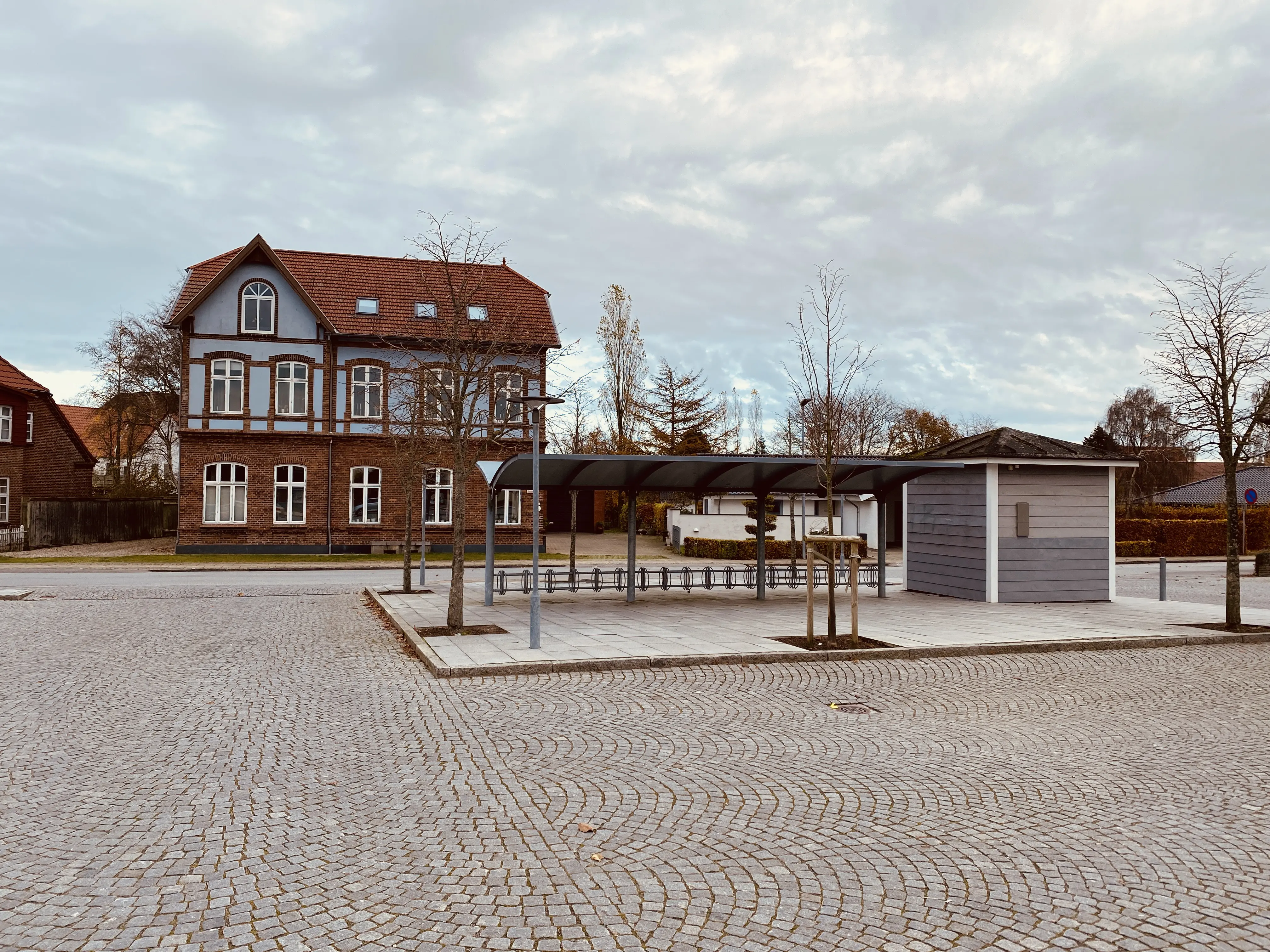 Billede af Toftlund Stations posthus. Billede af Toftlund Stations posthus.